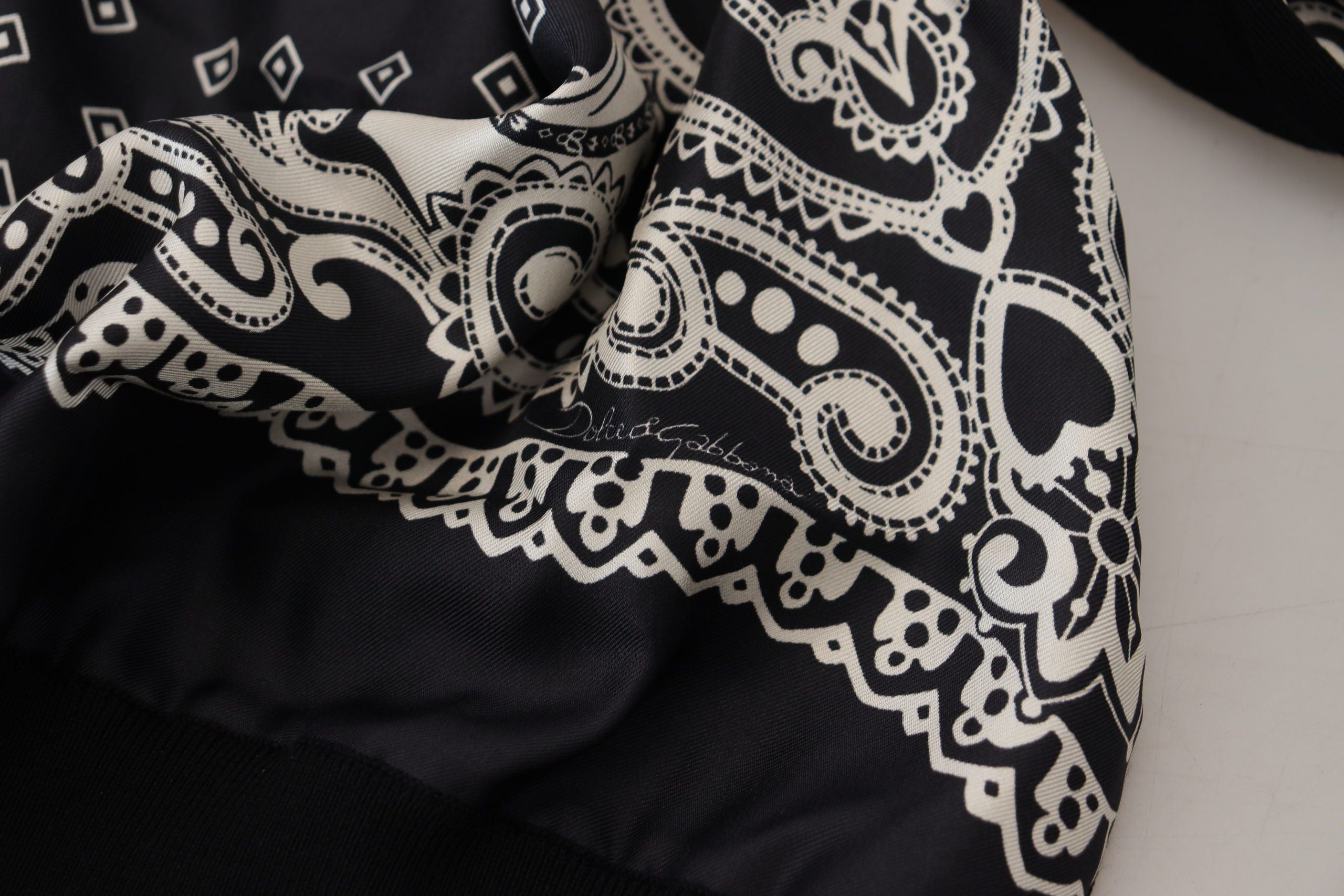 Dolce & Gabbana Black Bandana Crewneck Pullover Sweater - DEA STILOSA MILANO