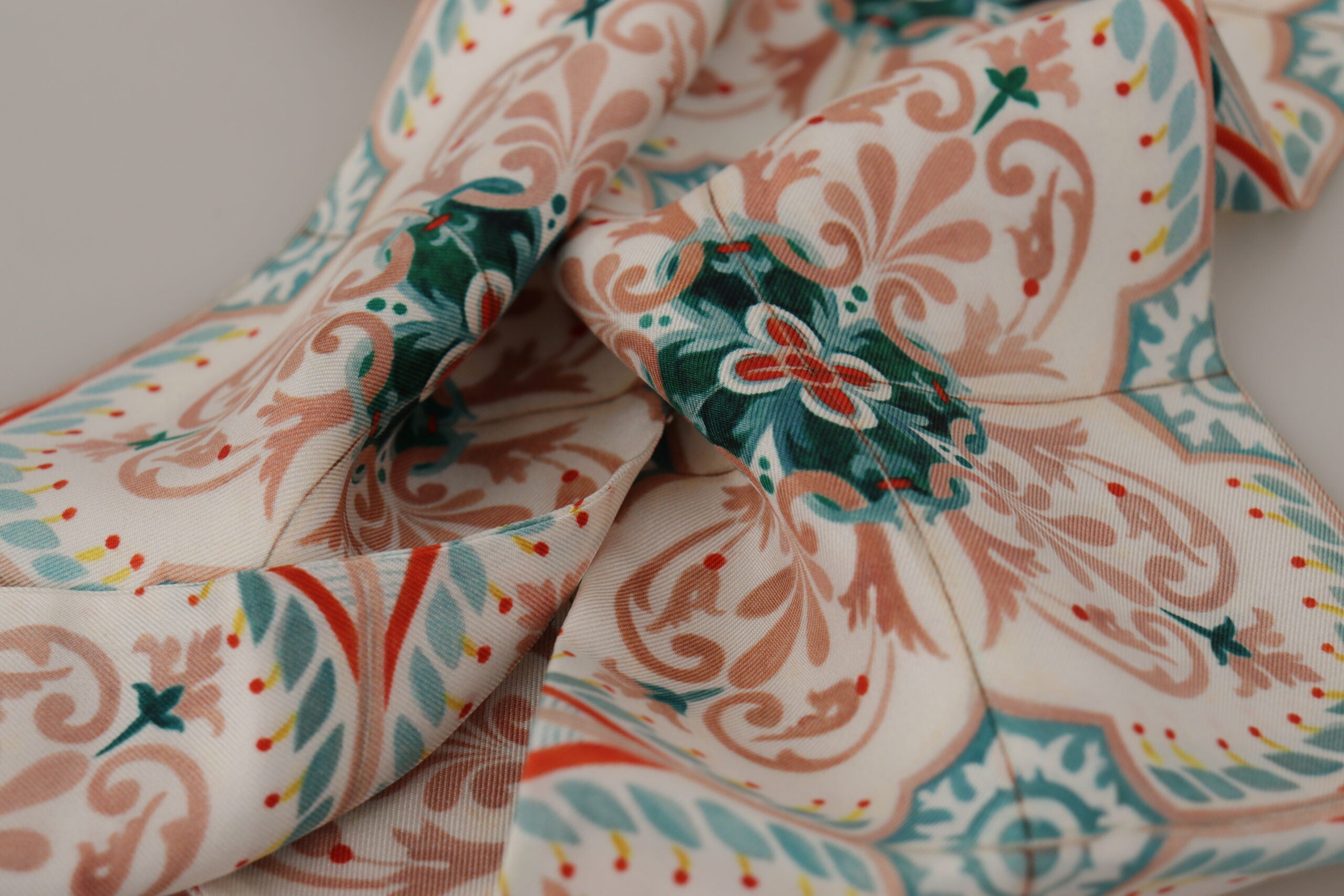 Dolce & Gabbana Multicolor Majolica Patterned Scarf Shawl Scarf - DEA STILOSA MILANO