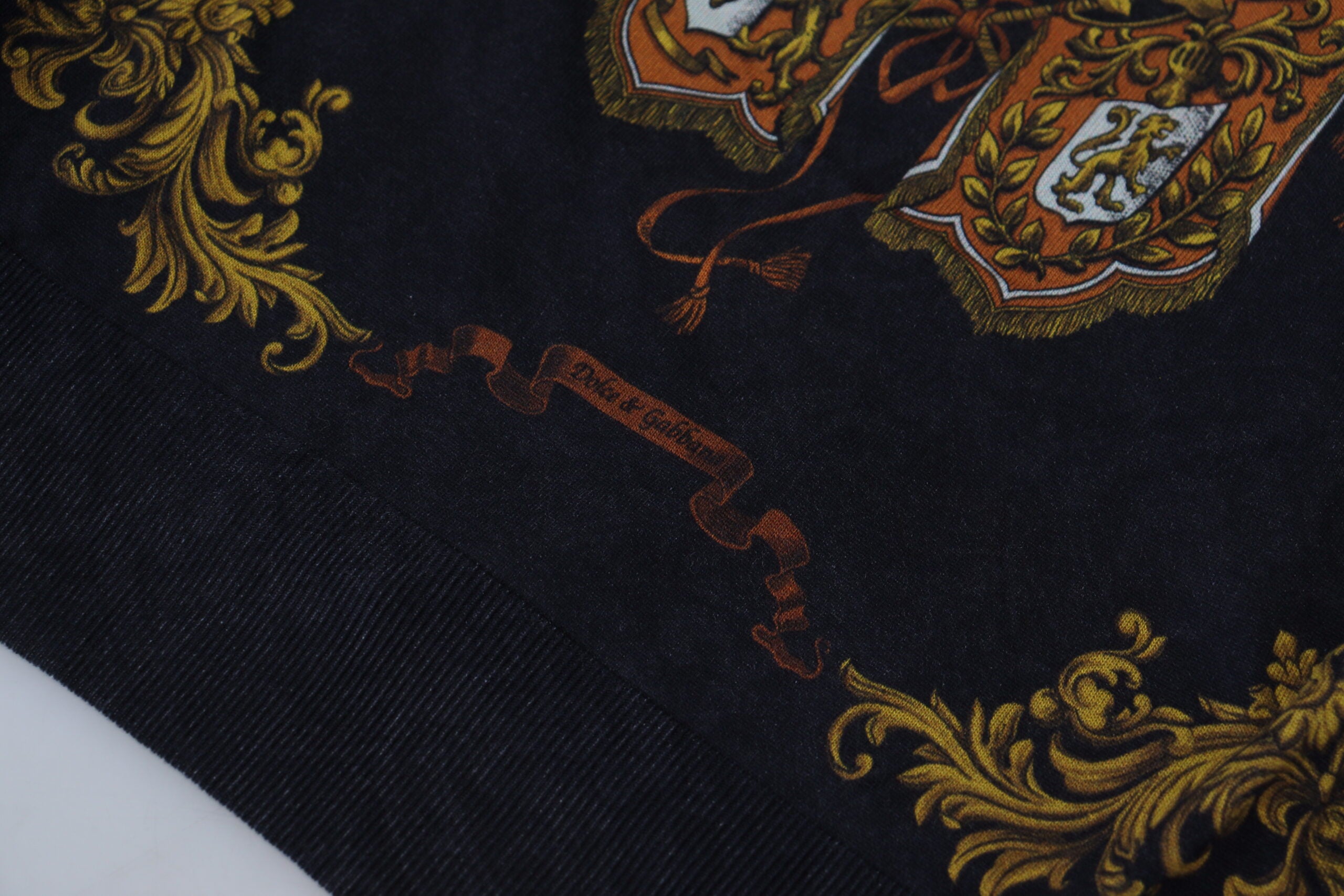 Dolce & Gabbana Gray Silk Baroque Medal Motive Sweater - DEA STILOSA MILANO