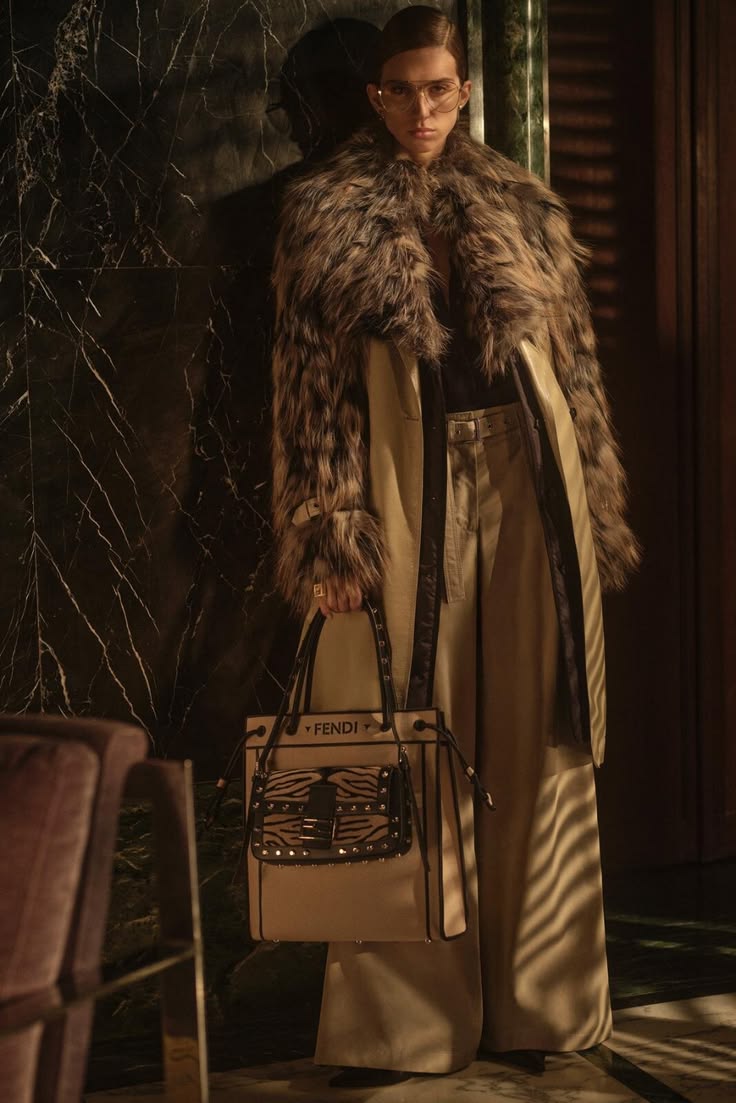 Fendi: The Italian Luxury Fashion House That Defines Innovation and Timeless Elegance