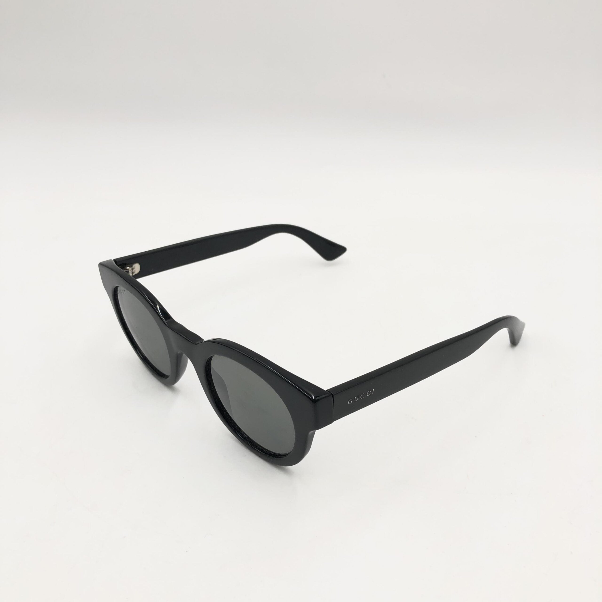 Gucci Black Sunglasses With Case