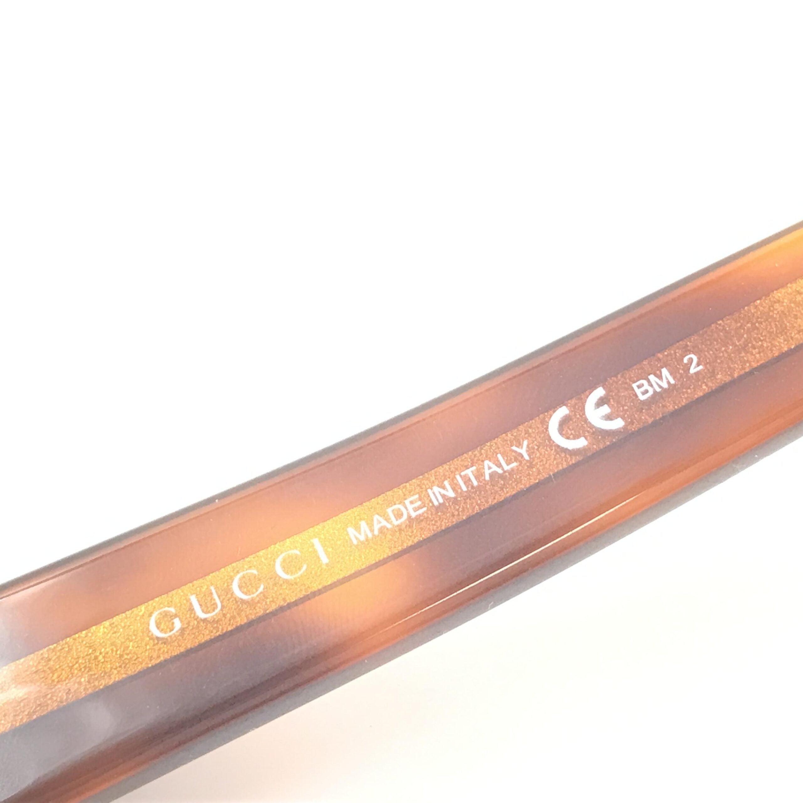 Gucci Cat Eye Sunglasses With Tortoise Shell