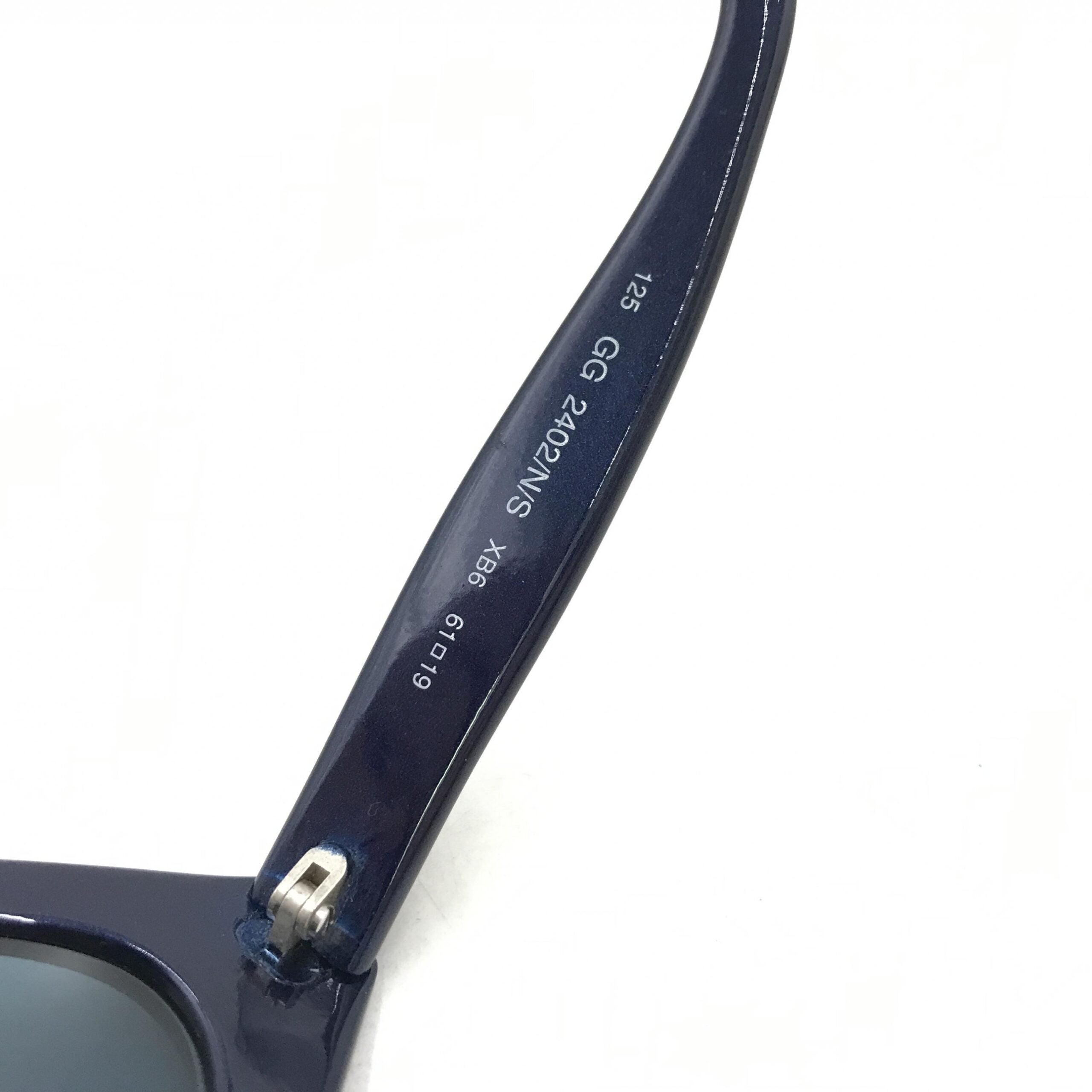 Gucci Dark Tint Cat-Eye Vintage Sunglasses
