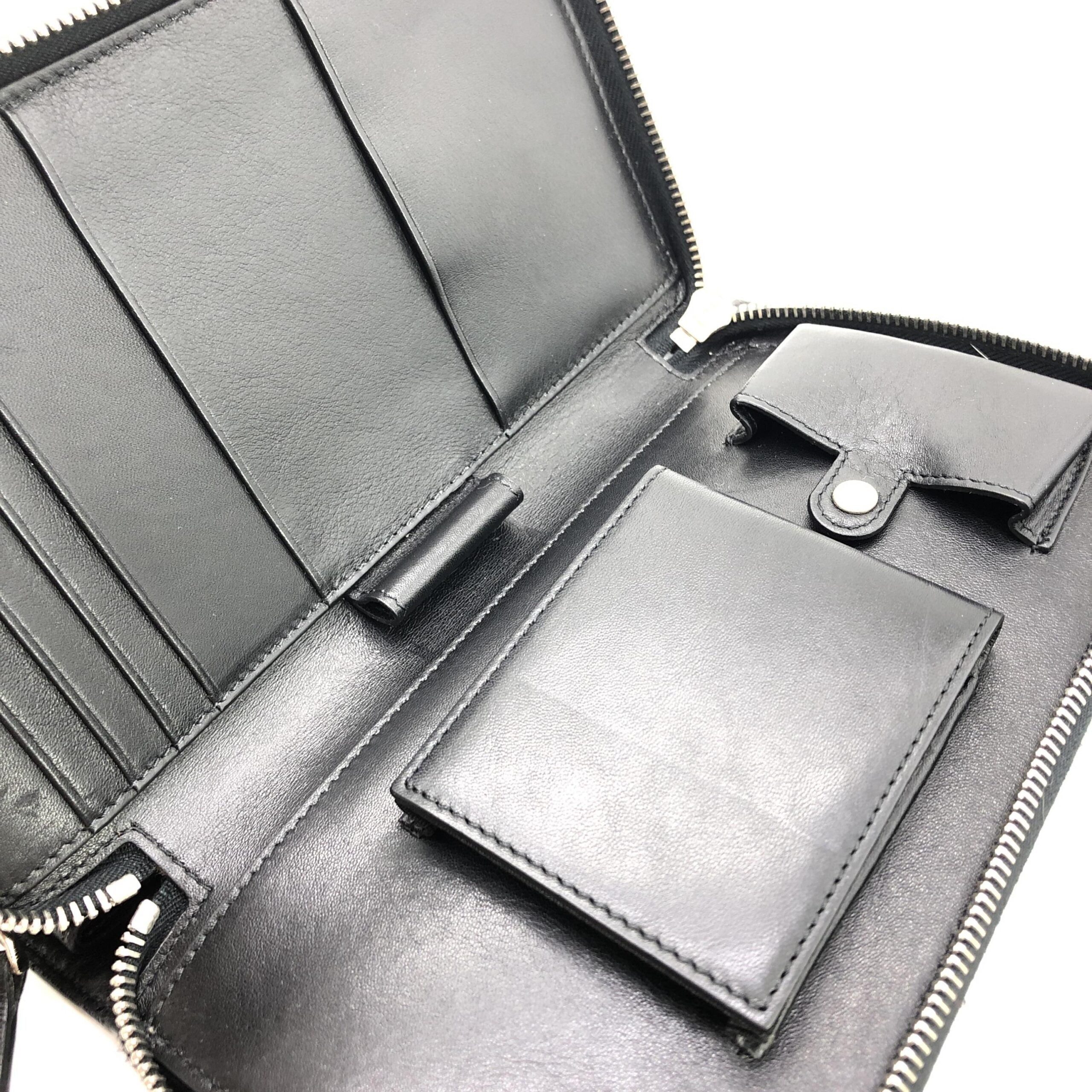 Fendi Double Zipper Zippy Organizer Leather Wallet In Black