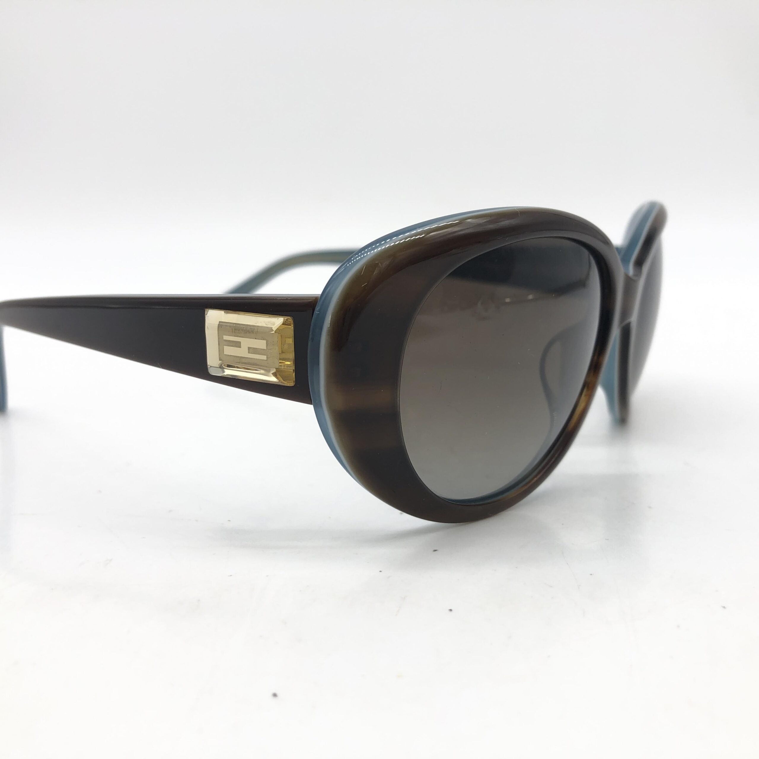 Fendi Oversized Cat-Eye Sunglasses In Tortoise