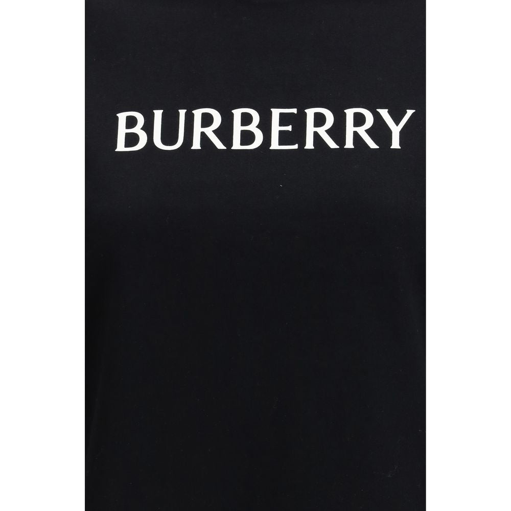 Elevate your style with the Burberry Black Cotton T-Shirt from the SS26 collection, crafted from luxurious cotton for timeless sophistication and effortless allure.