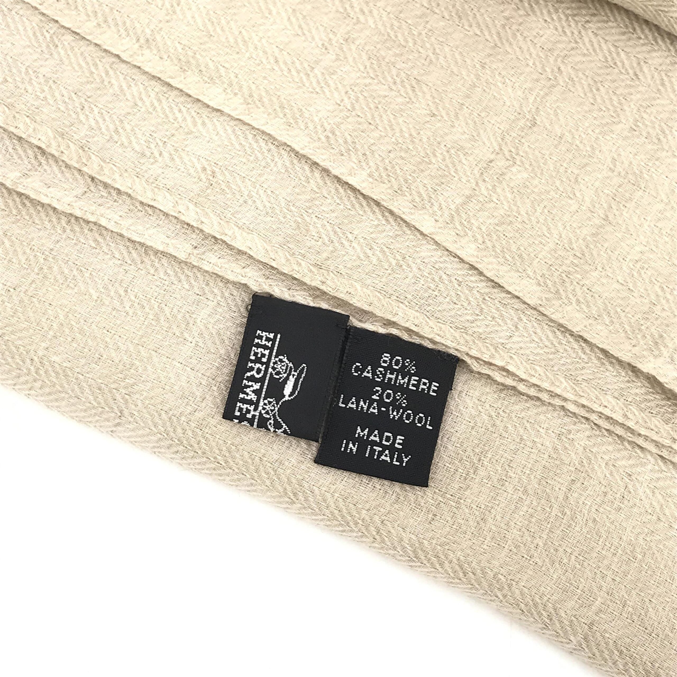 Hermès Light Beige Linen Scarf With Fringes