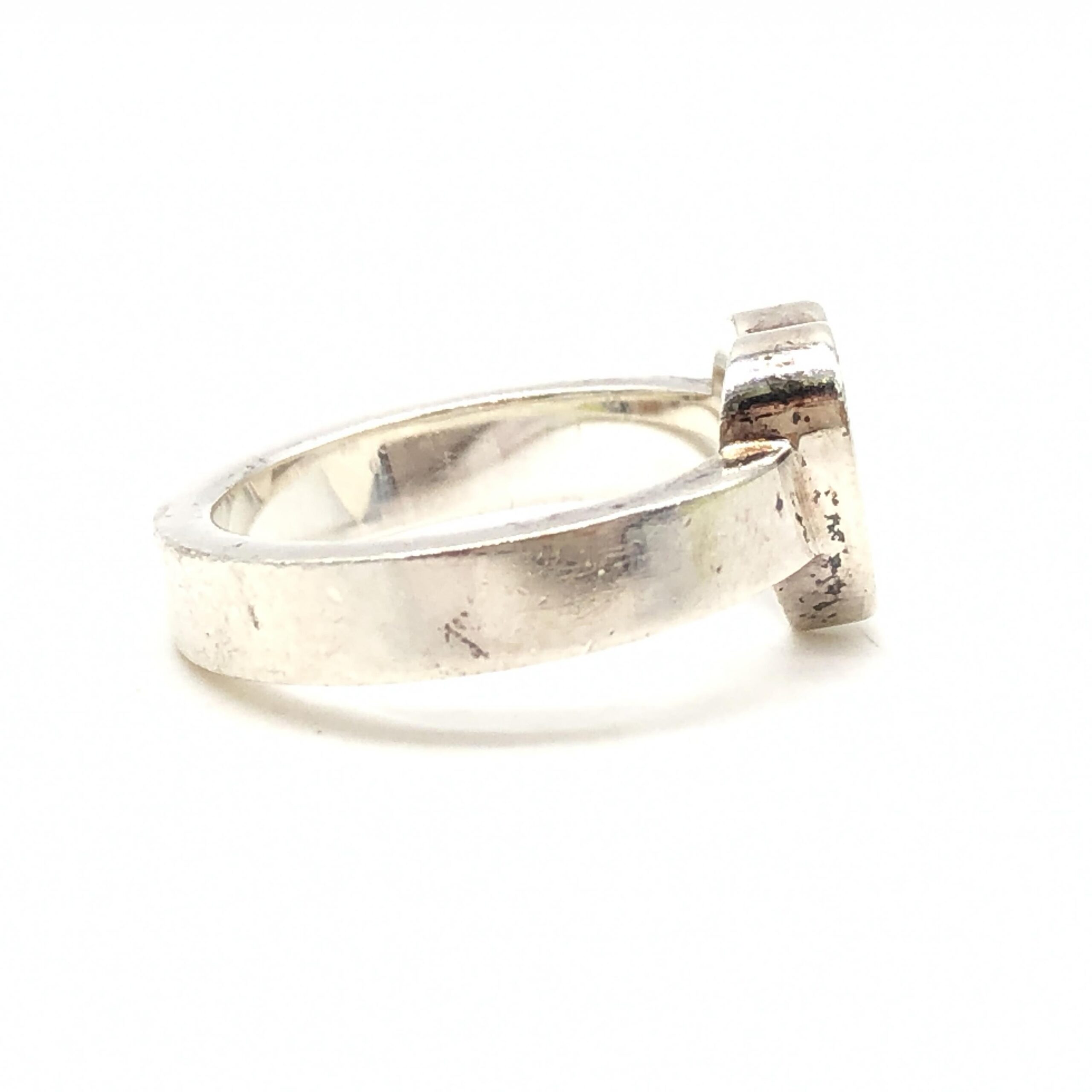 Gucci Sterling Silver Heart Trademark Ring - Artisanal Elegance