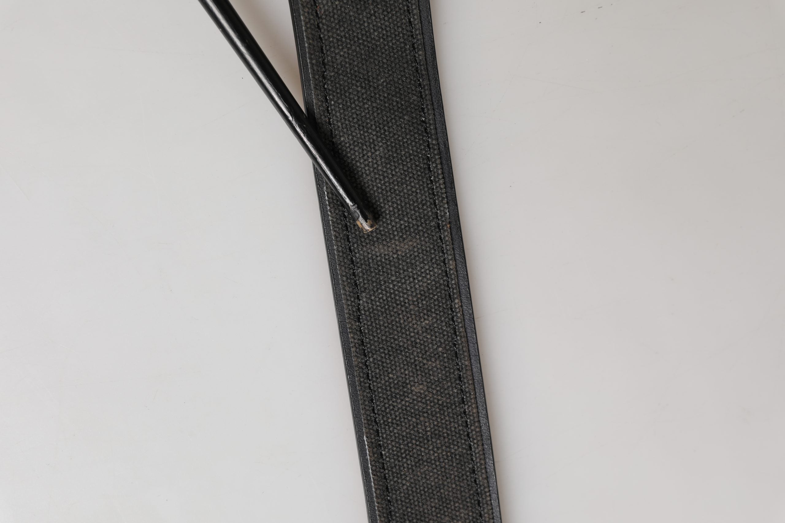 Elevate your style with the Ermanno Scervino Black Leather Cotton Logo Metal Buckle Belt, a testament to Italian craftsmanship that embodies timeless luxury and sophistication.