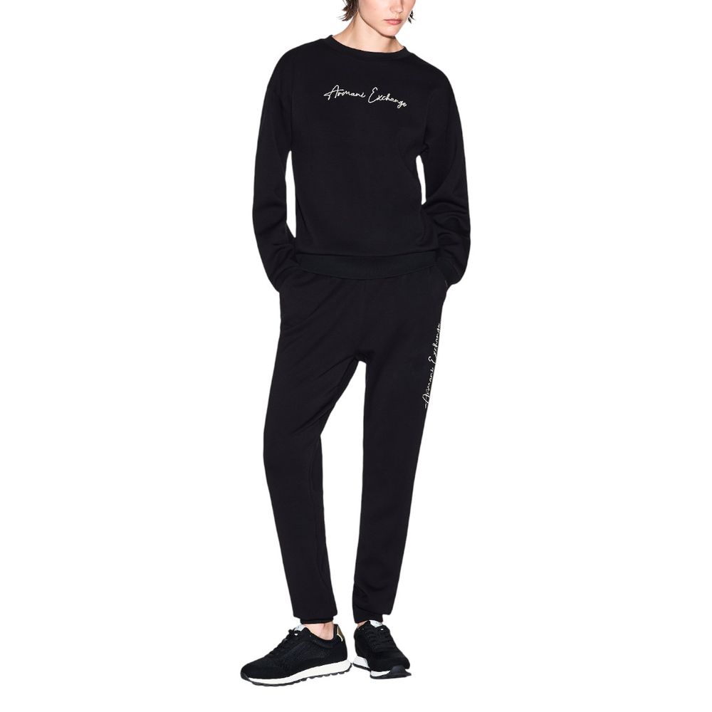 Discover the Armani Exchange Bicolor Viscose Joggers, a luxurious blend of comfort and elegance, perfect for those who appreciate refined style and effortless versatility.