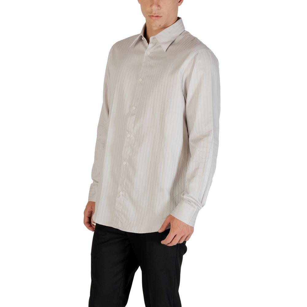 Elevate your wardrobe with the Armani Exchange Gray Cotton Pattern Shirt, a luxurious blend of comfort and sophistication, perfect for the modern connoisseur.