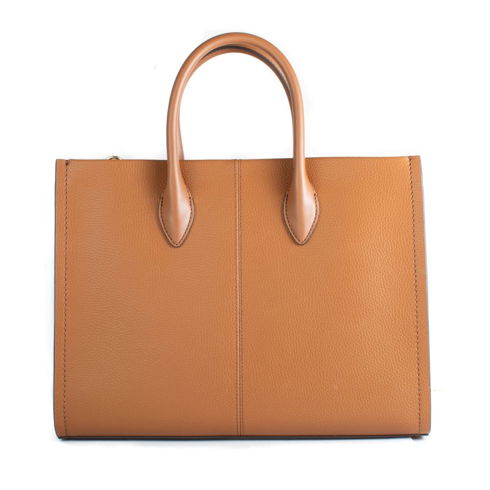 Indulge in the elegance of the Michael Kors Brown Leather Shoulder Bag, a timeless accessory crafted from premium leather, perfect for elevating any sophisticated ensemble.