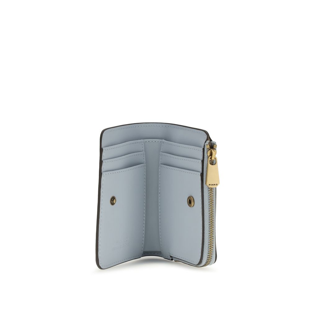Discover the PINKO Blue Calf Leather Bos Taurus Wallet, a masterpiece of nappa leather craftsmanship, blending luxury and functionality for the discerning individual.