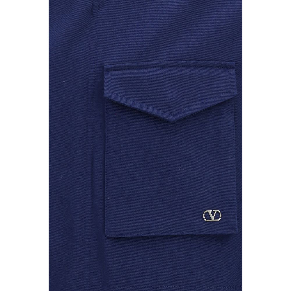 Discover the Valentino Blue Cotton Coat, a masterpiece of refined craftsmanship and luxurious design, perfect for elevating your sophisticated style.
