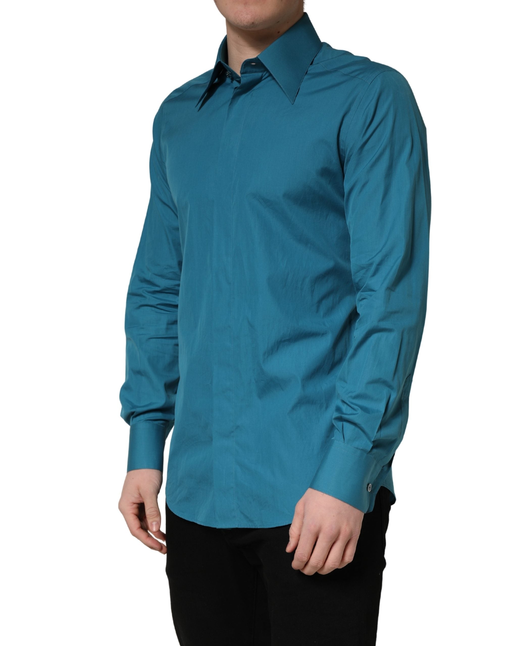 Elevate your wardrobe with the Dolce & Gabbana Blue SARTORIA Long Sleeve Cotton Dress Shirt, a masterpiece of Italian craftsmanship that embodies timeless sophistication and allure.