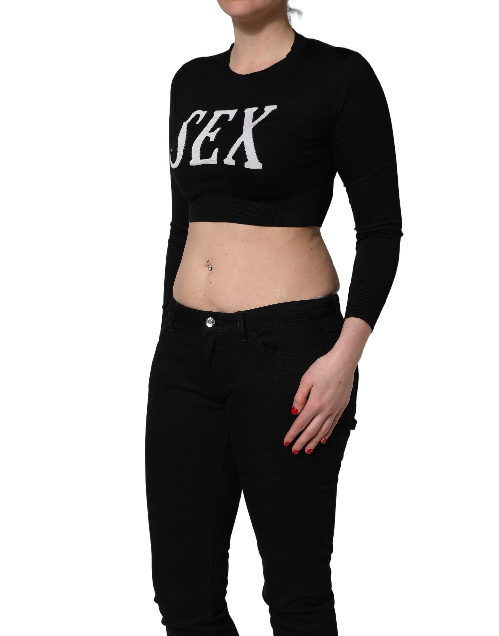 Indulge in the exquisite Dolce & Gabbana Black Graphic Print Long-Sleeved Top, a luxurious blend of comfort and artistry, perfect for elevating your sophisticated wardrobe.