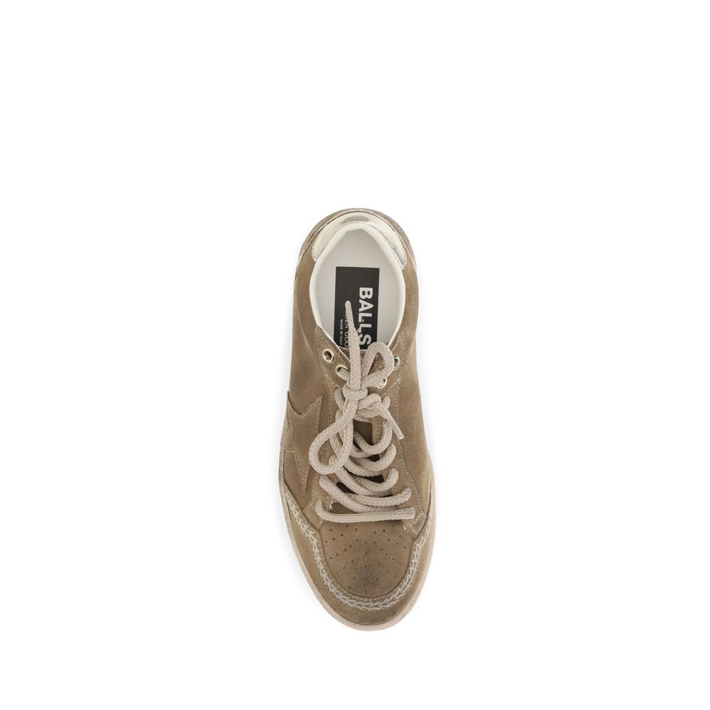 Experience the allure of Golden Goose's Beige Calf Leather Bos Taurus Athletic Sneakers, where artisanal elegance meets contemporary luxury for the discerning individual.