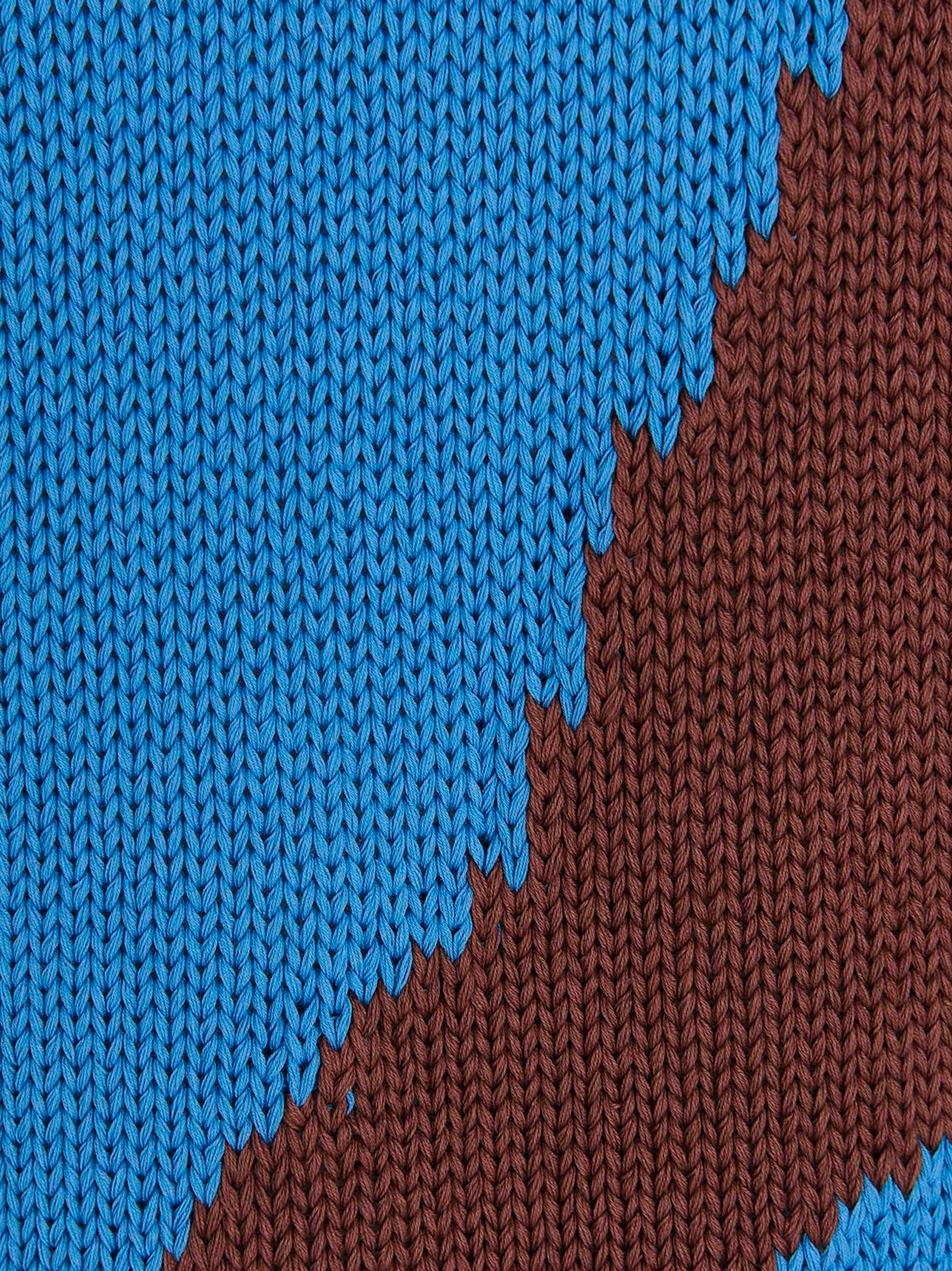 Elevate your wardrobe with the Jil Sander Multicolor Cotton Sleeveless Sweater, a luxurious blend of artistry and comfort, perfect for sophisticated layering.