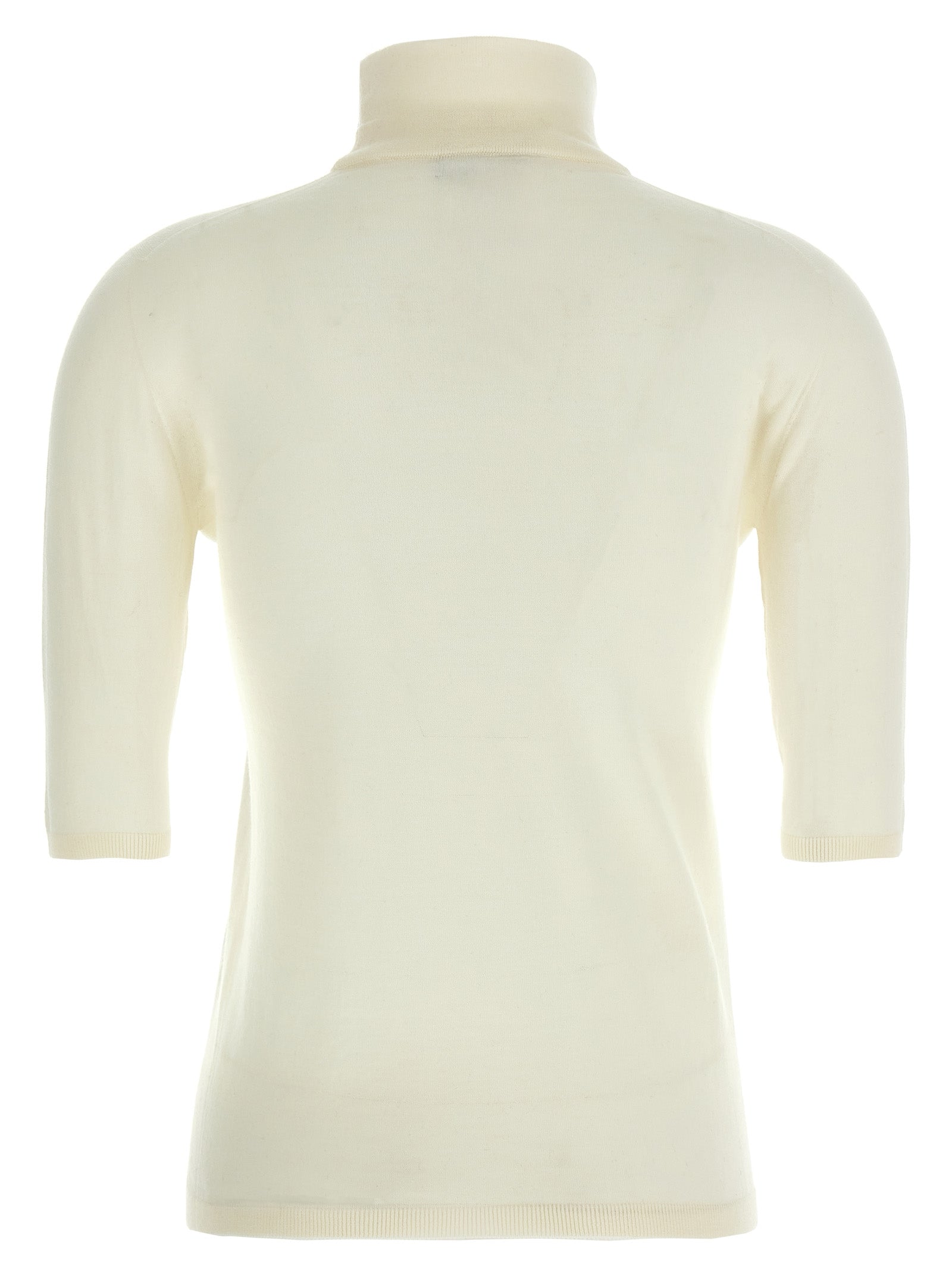 Discover the Max Mara White Virgin Wool Cardigan, a masterpiece of Italian craftsmanship, blending luxury and elegance for the discerning individual.