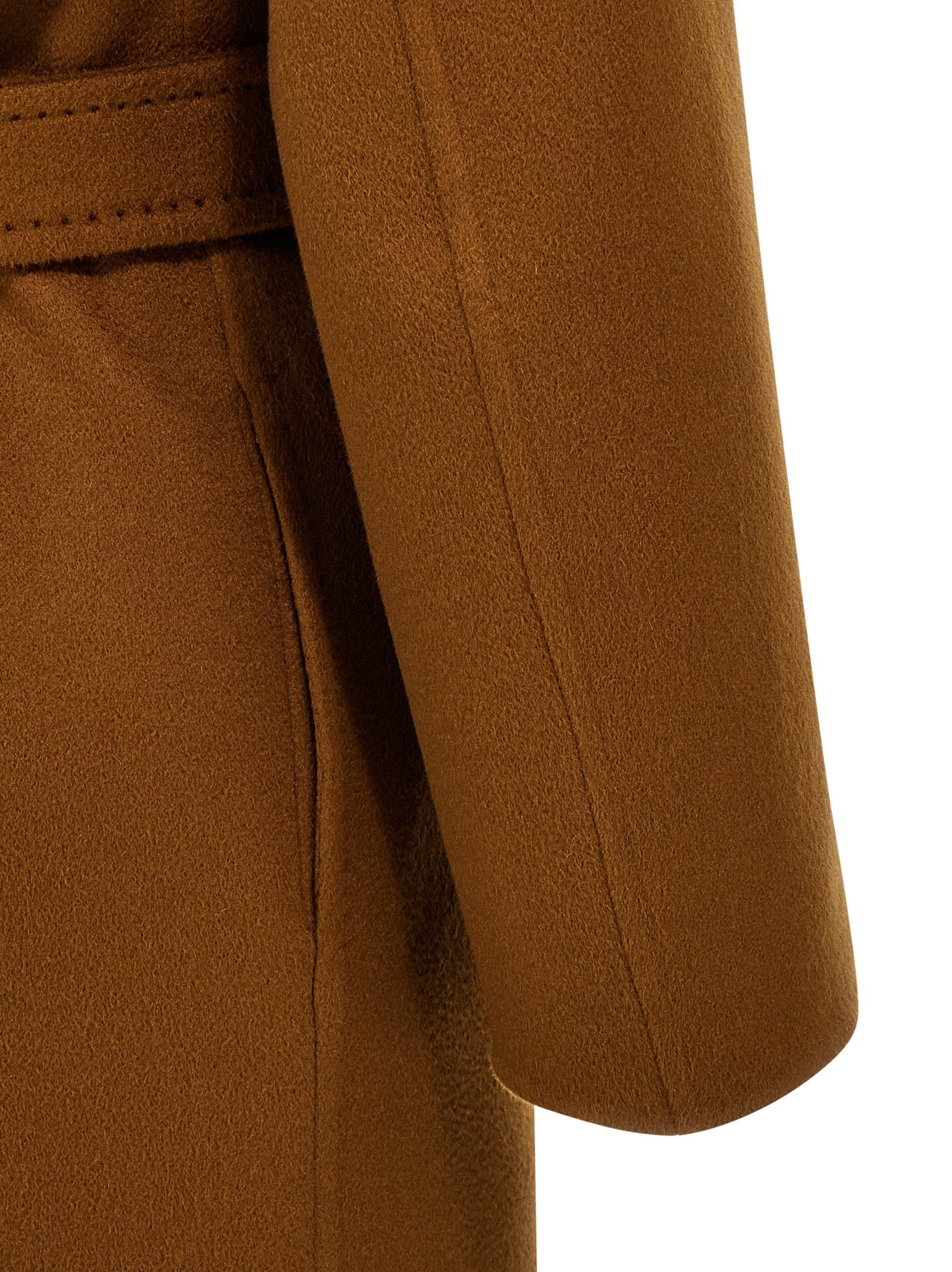 Discover the Max Mara Brown Cashmere Coat, a luxurious blend of 100% goat cashmere and Italian craftsmanship, perfect for elevating any sophisticated wardrobe.