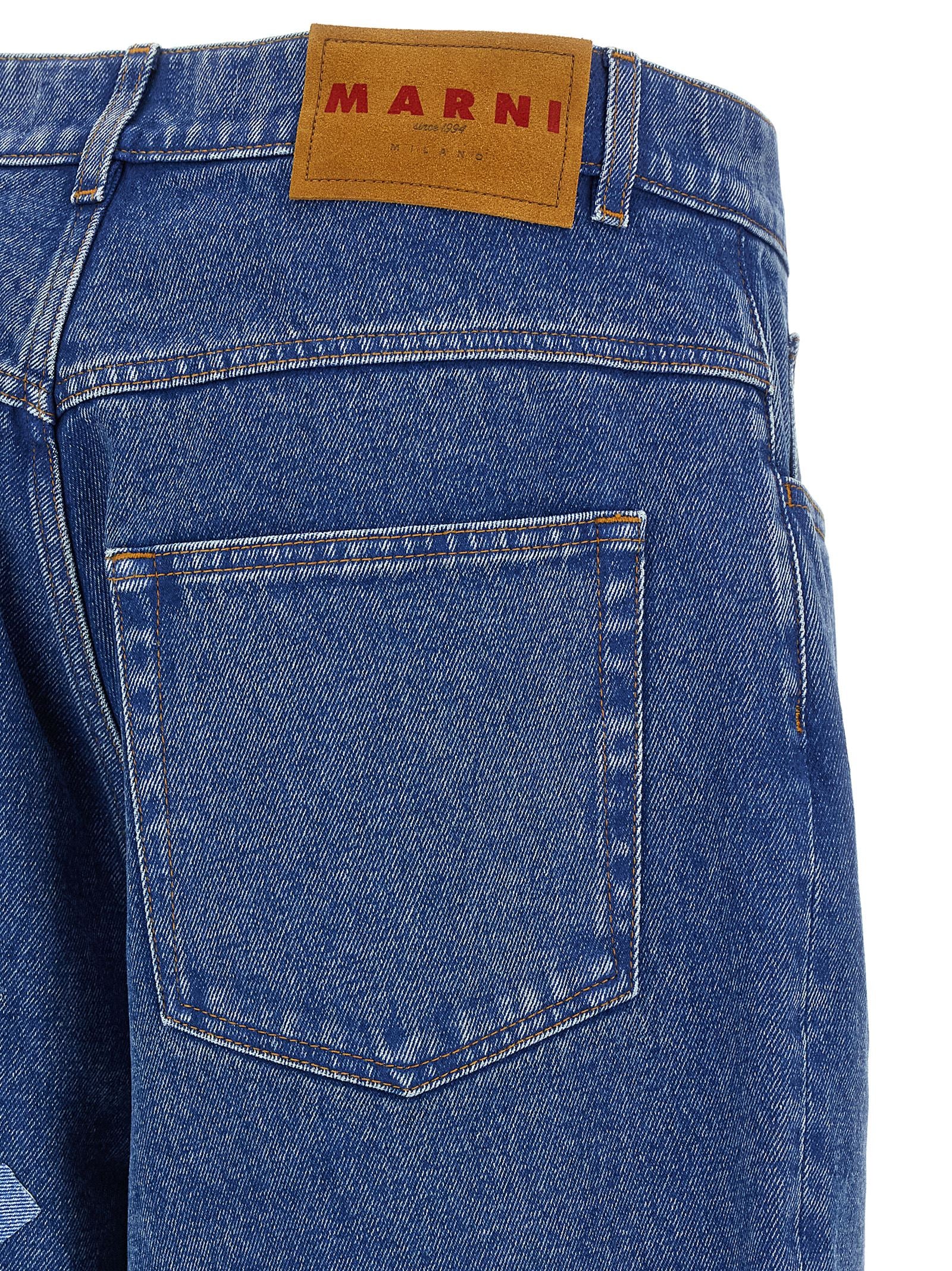 Discover Marni's Blue Cotton Denim Jeans, a blend of artisanal luxury and modern sophistication, crafted in Italy for the discerning individual seeking timeless elegance.