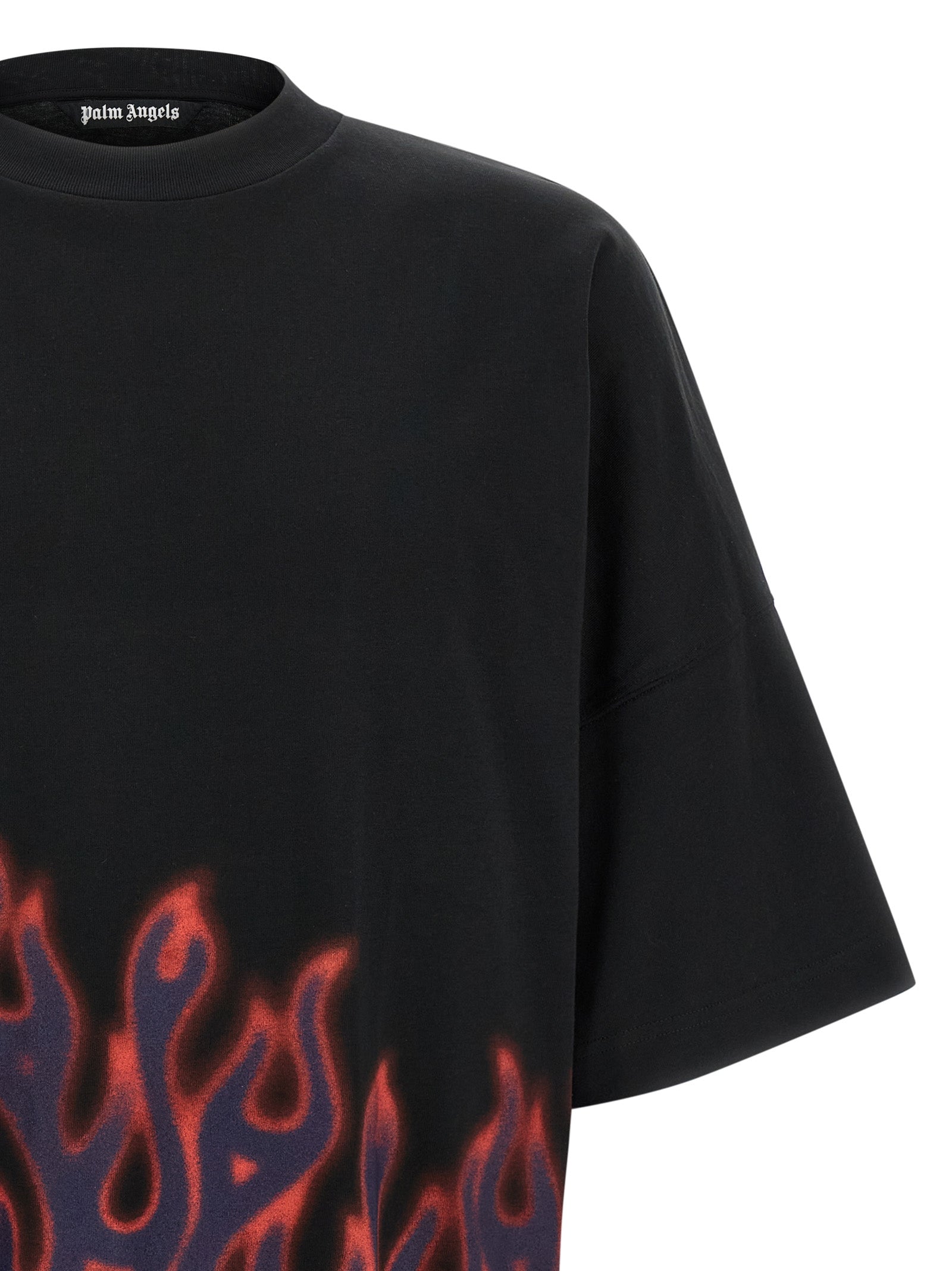 Elevate your style with the Palm Angels Black Cotton T-Shirt, a luxurious blend of Italian craftsmanship and bold design, perfect for the discerning fashion connoisseur.