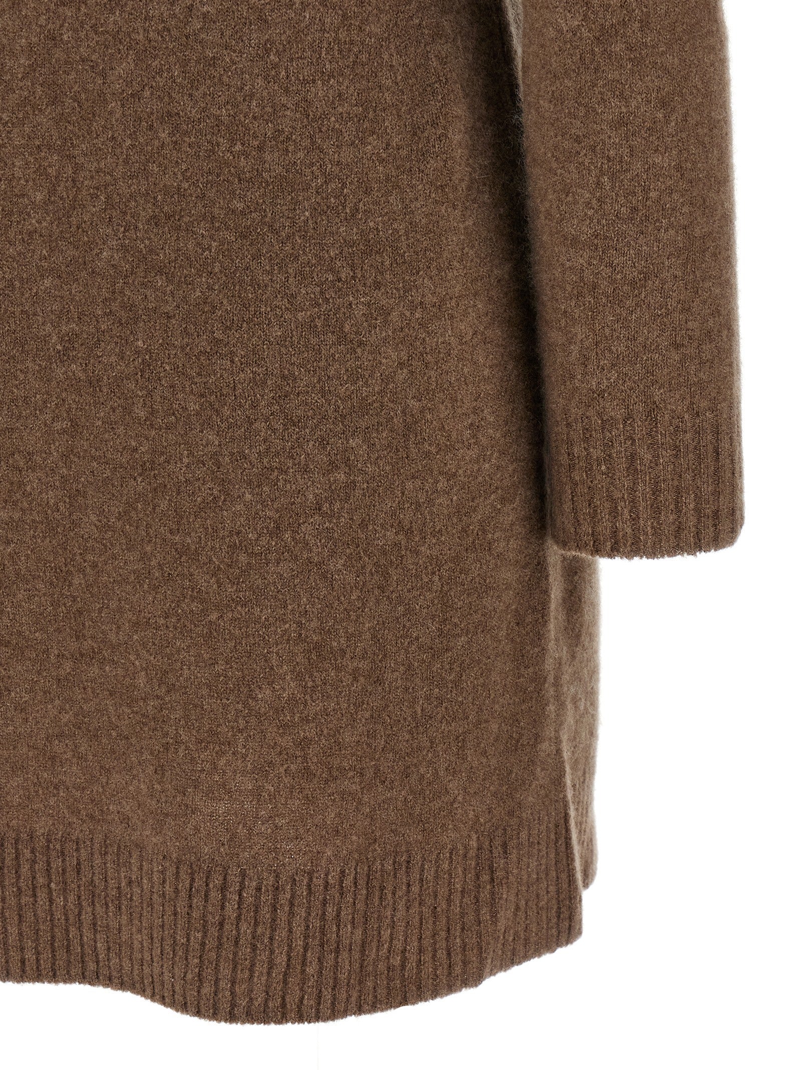 Indulge in the MAX MARA Edison mini dress, a luxurious blend of cashmere and elegance, perfect for those who appreciate timeless sophistication and craftsmanship.
