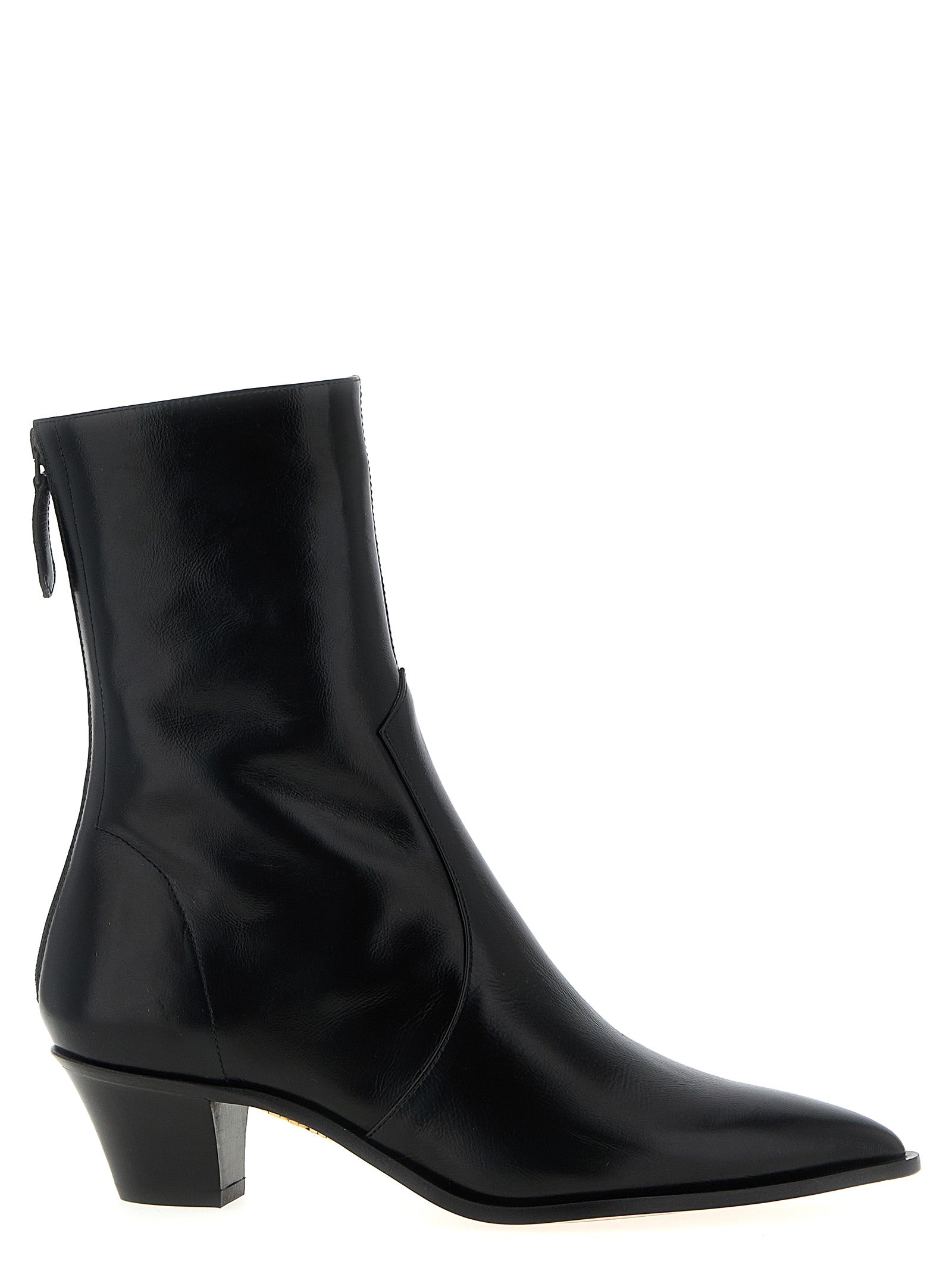 Step into unparalleled elegance with Aquazzura's Black Calfskin Chelsea Boots, where Italian craftsmanship and luxurious design redefine your style narrative.