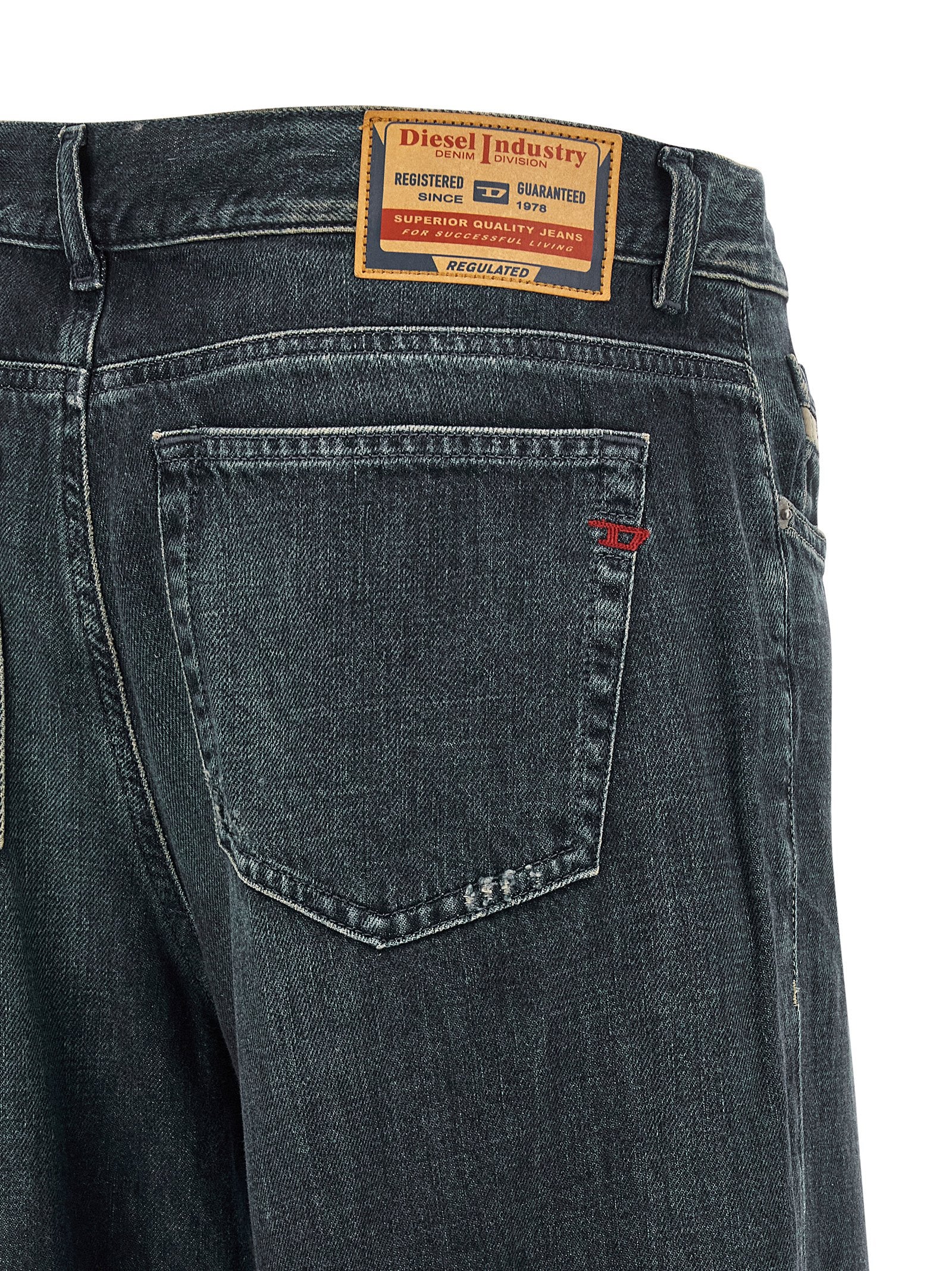 DIESEL D-Akemi Flared Jeans - Designer Denim for Timeless Elegance