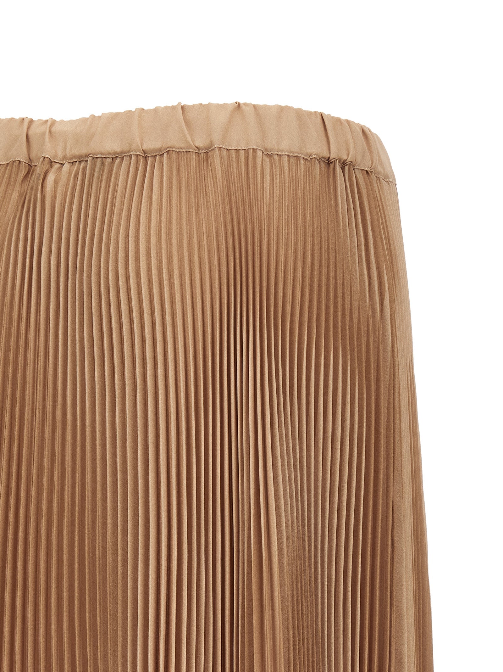 Indulge in the exquisite craftsmanship of Fabiana Filippi's Beige Midi Skirt, a luxurious piece that effortlessly transitions from day to night, embodying timeless elegance.