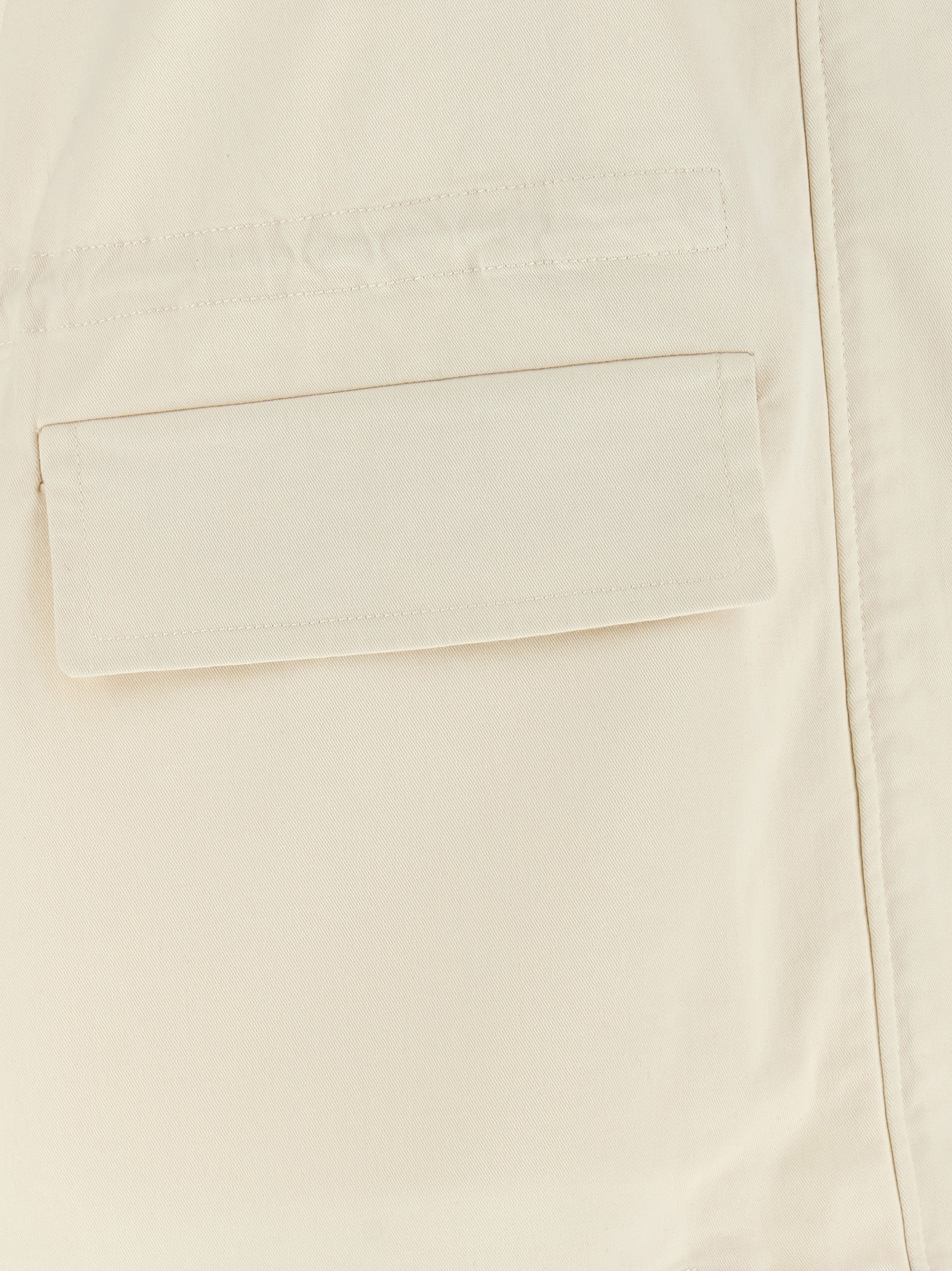 Elevate your style with the Fabiana Filippi Beige Cotton Sleeveless Jacket, a luxurious blend of cotton and elastane, exuding timeless elegance and sophisticated allure.