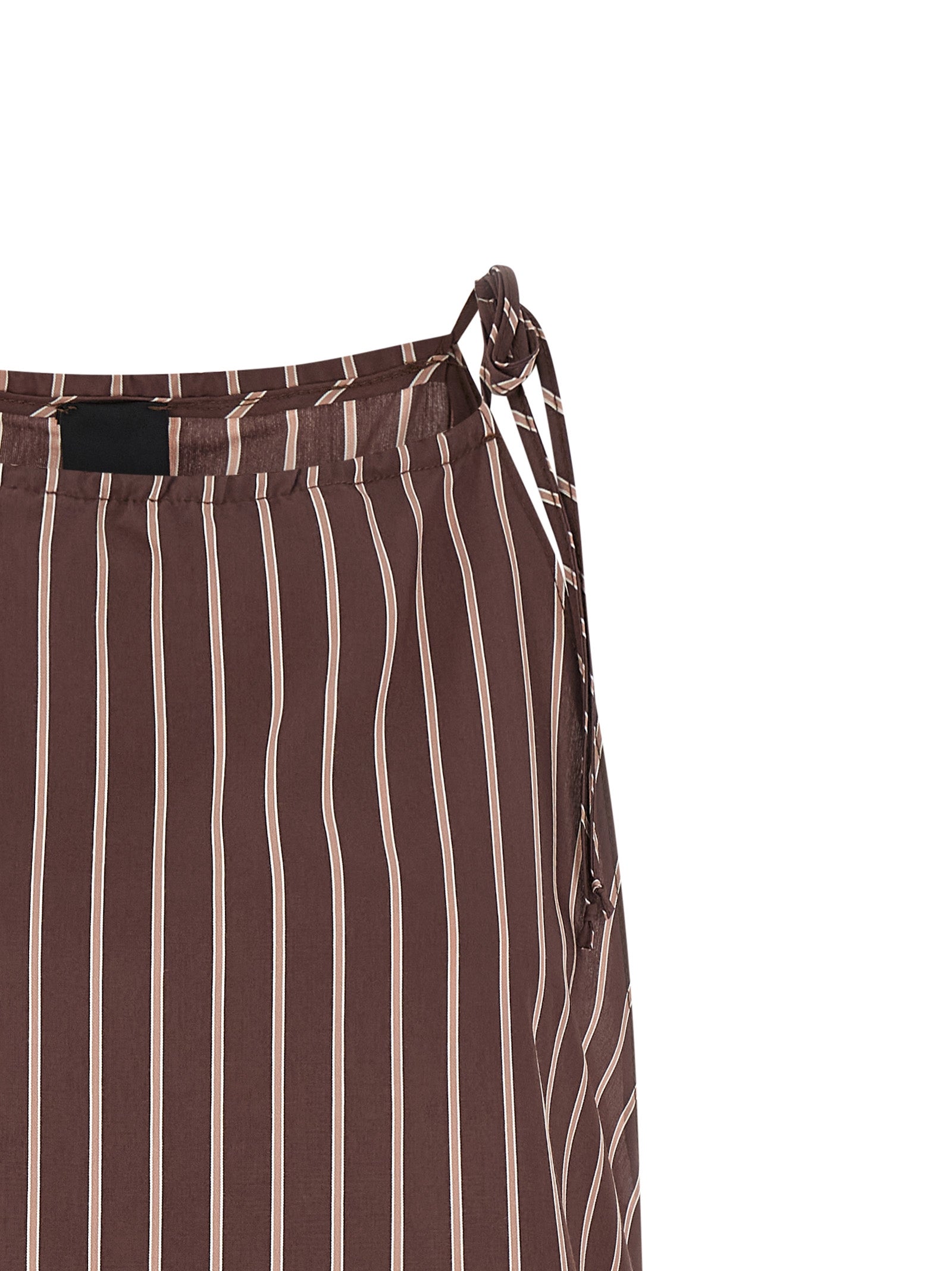 Elevate your wardrobe with the PINKO Brown Viscose Sleeveless T-Shirt, a luxurious blend of artisanal craftsmanship and contemporary design, perfect for the discerning individual.