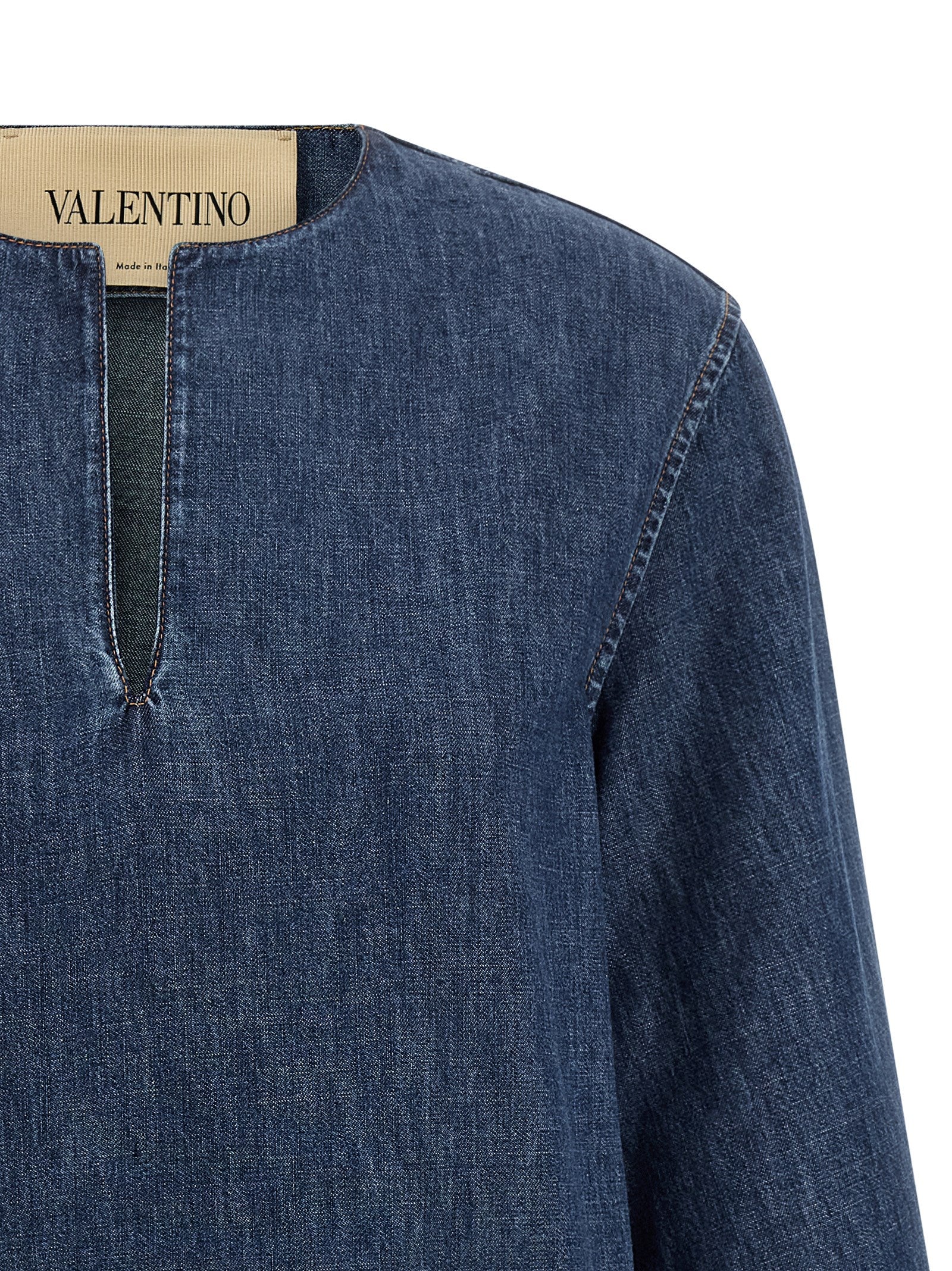 Elevate your wardrobe with the Valentino Garavani Blue Cotton Short Dress, a luxurious blend of Italian craftsmanship and sophisticated design for the discerning connoisseur.