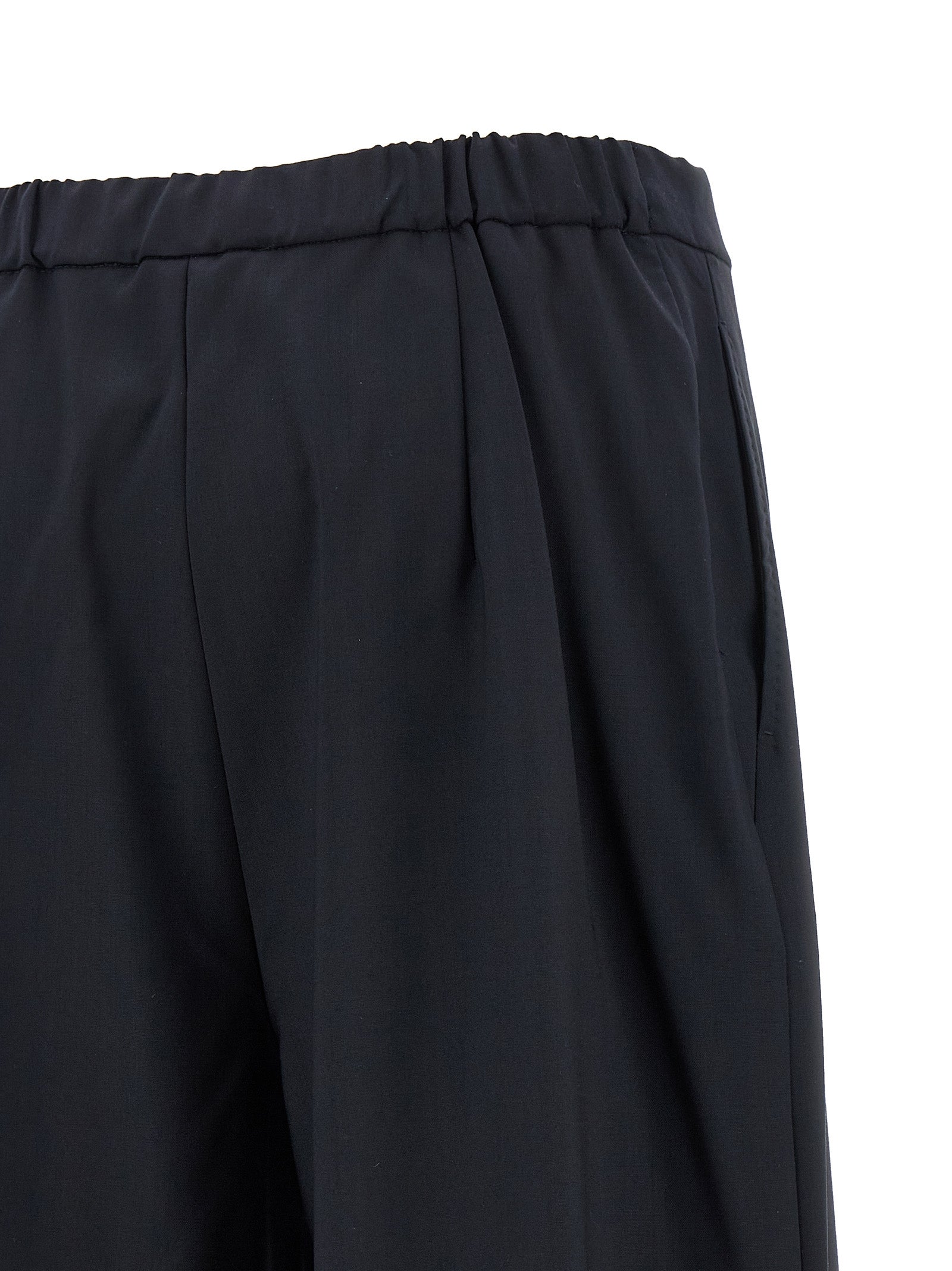 Discover the Max Mara Blue Virgin Wool Casual Pants, a masterpiece of haute couture craftsmanship, blending luxurious comfort with timeless elegance for the discerning fashionista.