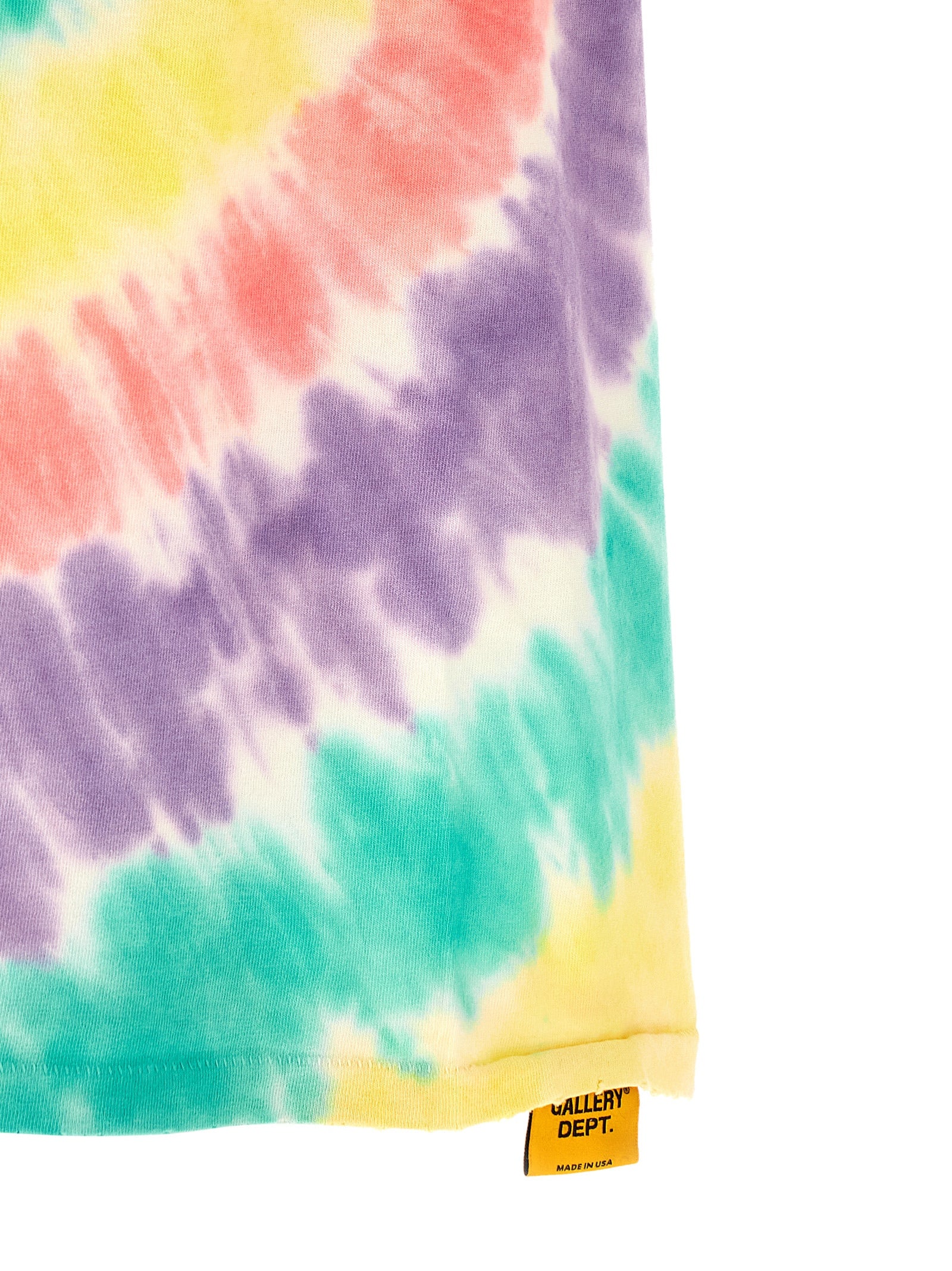 Elevate your casual elegance with GALLERY DEPT.'s Peace Tie Dye T-Shirt, a vibrant cotton masterpiece that embodies artistry and exclusivity, crafted in the USA.