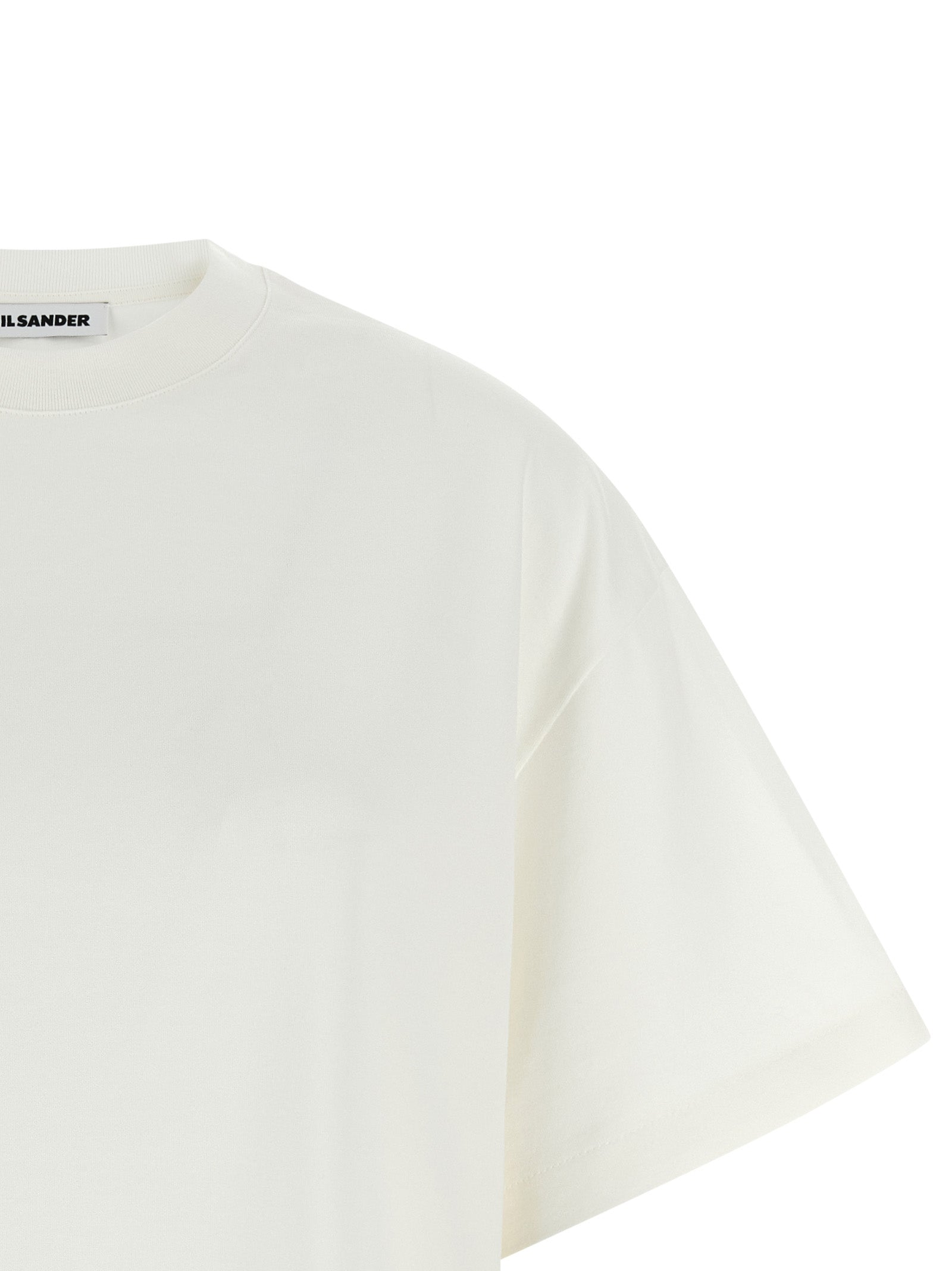 Elevate your style with the Jil Sander Bicolor Cotton T-Shirt, a luxurious blend of comfort and sophistication, crafted in Italy for the discerning fashion connoisseur.