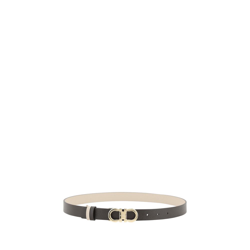 Elevate your style with the Ferragamo Brown Calf Leather Bos Taurus Regular Belt, a masterpiece of grained leather and iconic design, embodying timeless luxury and sophistication.