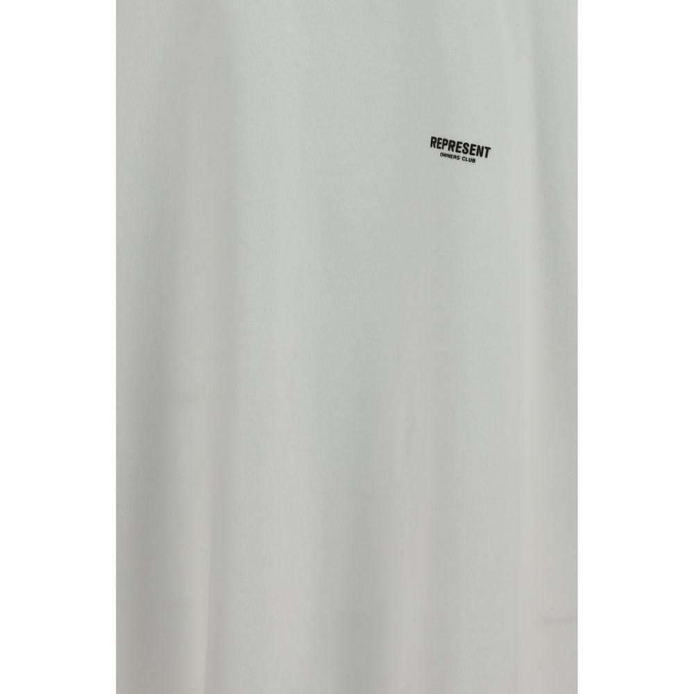 Elevate your wardrobe with the Represent White Cotton T-Shirt from the AW26 collection, crafted from premium cotton for a luxurious, relaxed fit that exudes sophistication.