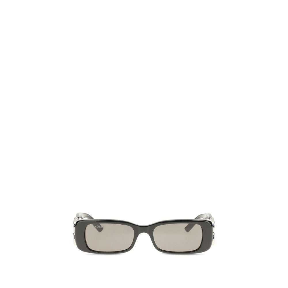 Indulge in the exquisite allure of Balenciaga's Dynasty Rectangle Sunglasses, crafted from premium acetate, merging bold sophistication with timeless elegance for the discerning connoisseur.