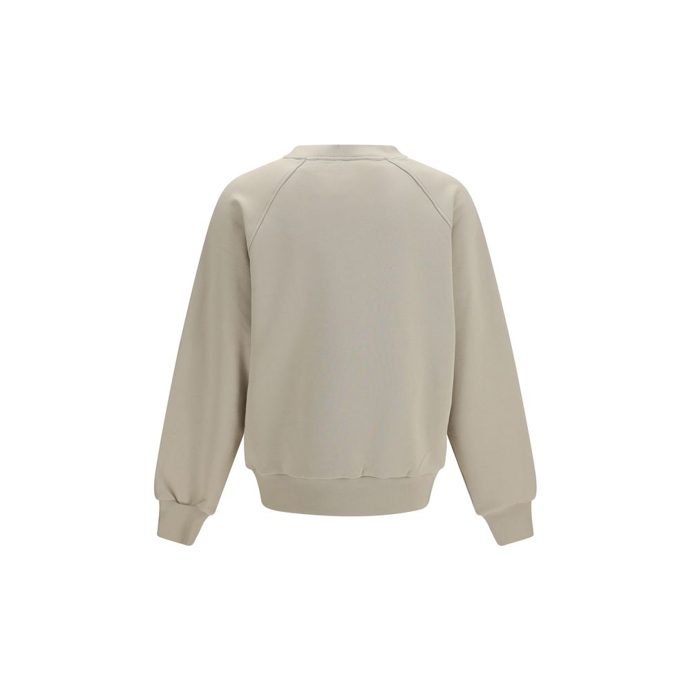 Elevate your wardrobe with the Moose Knuckles YUL crewneck sweatshirt, a blend of comfort and contemporary design, crafted for those who appreciate luxury and style.