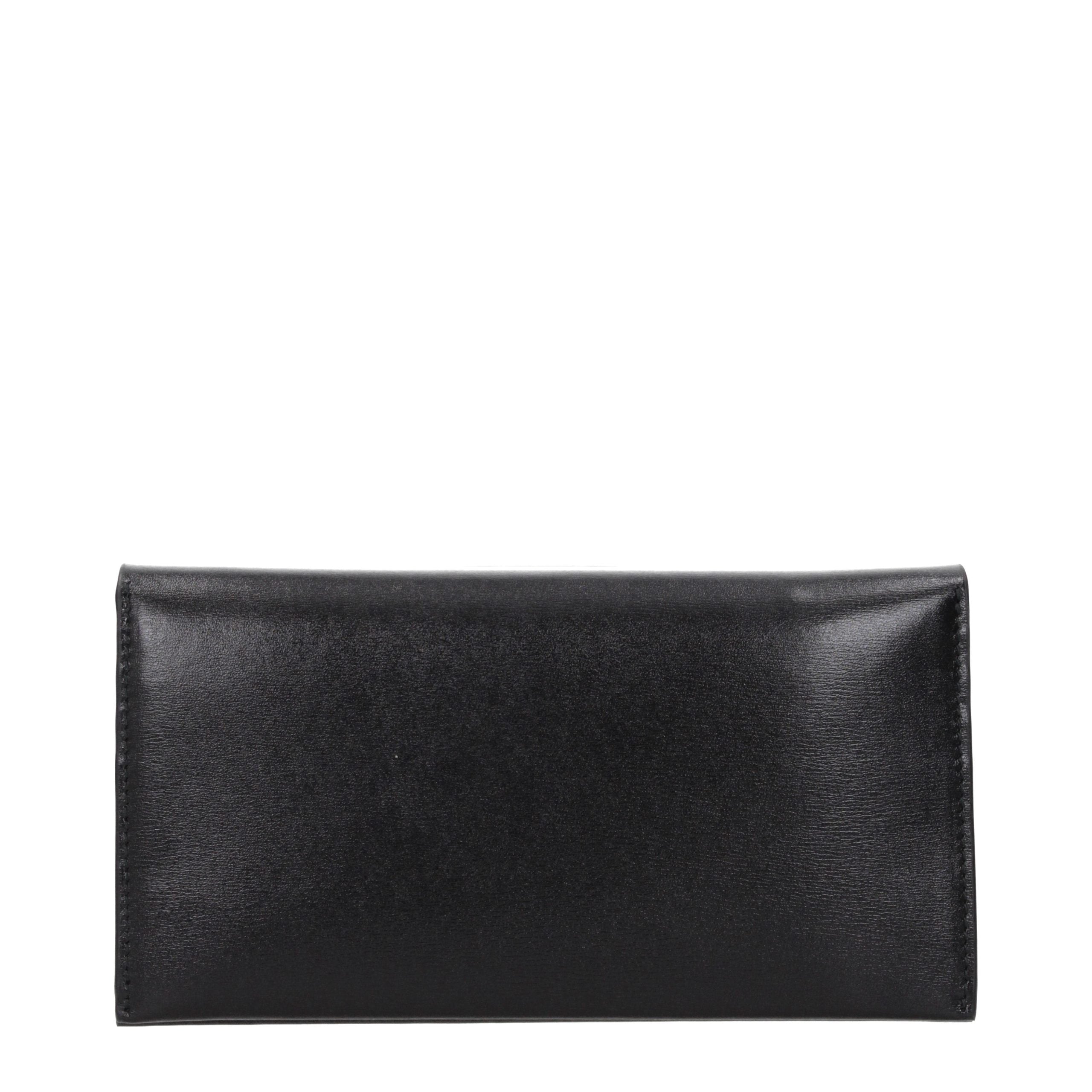 Jil Sander Black Leather Wallet - Timeless Luxury Accessory