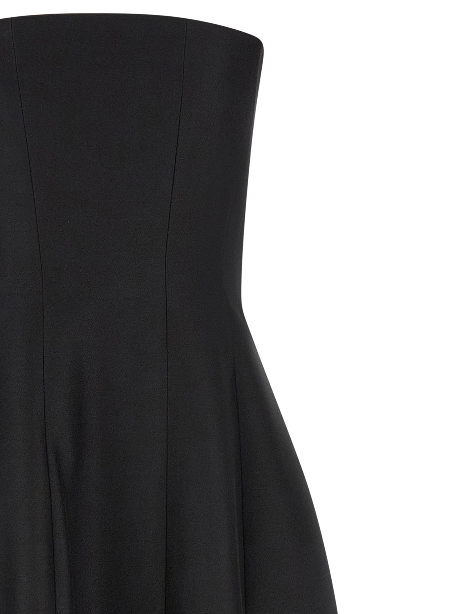 Indulge in the Khaite Black Wool Long Dress, a sculptural masterpiece of fine wool and silk, embodying timeless elegance and sophisticated allure for unforgettable moments.