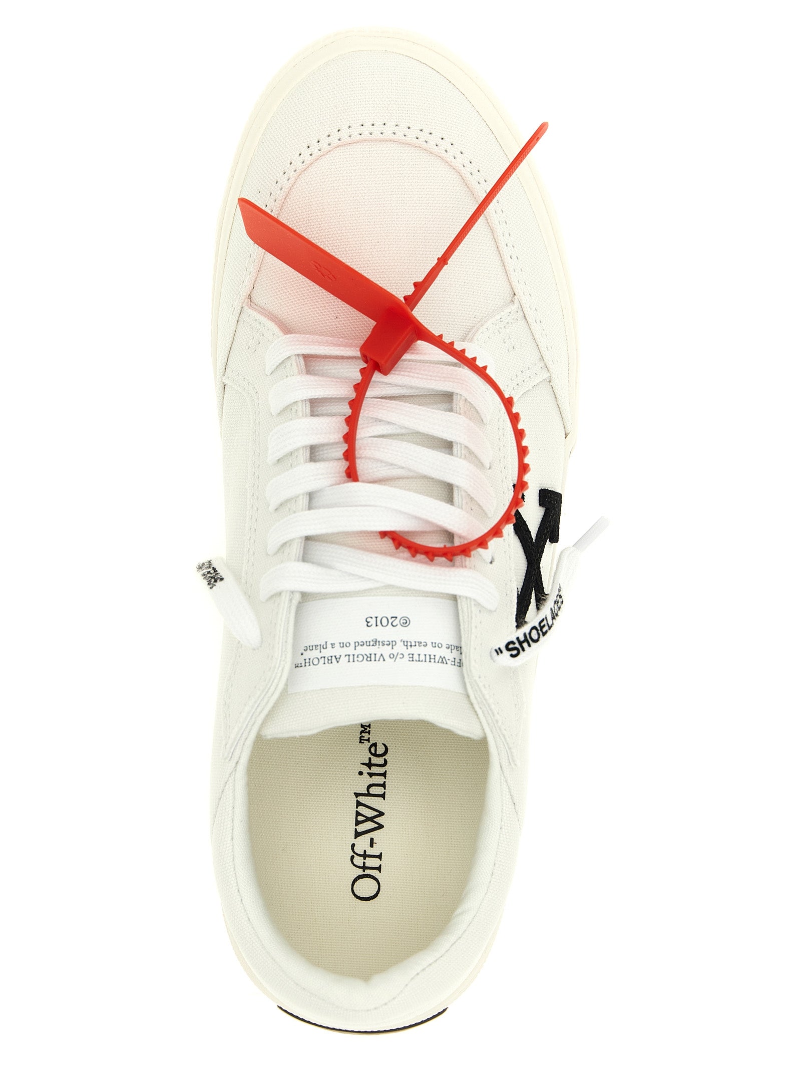 Experience the allure of Off-White's Bicolor Cotton Low Top Sneakers, where exquisite craftsmanship meets bold style, perfect for those who embrace luxury and individuality.