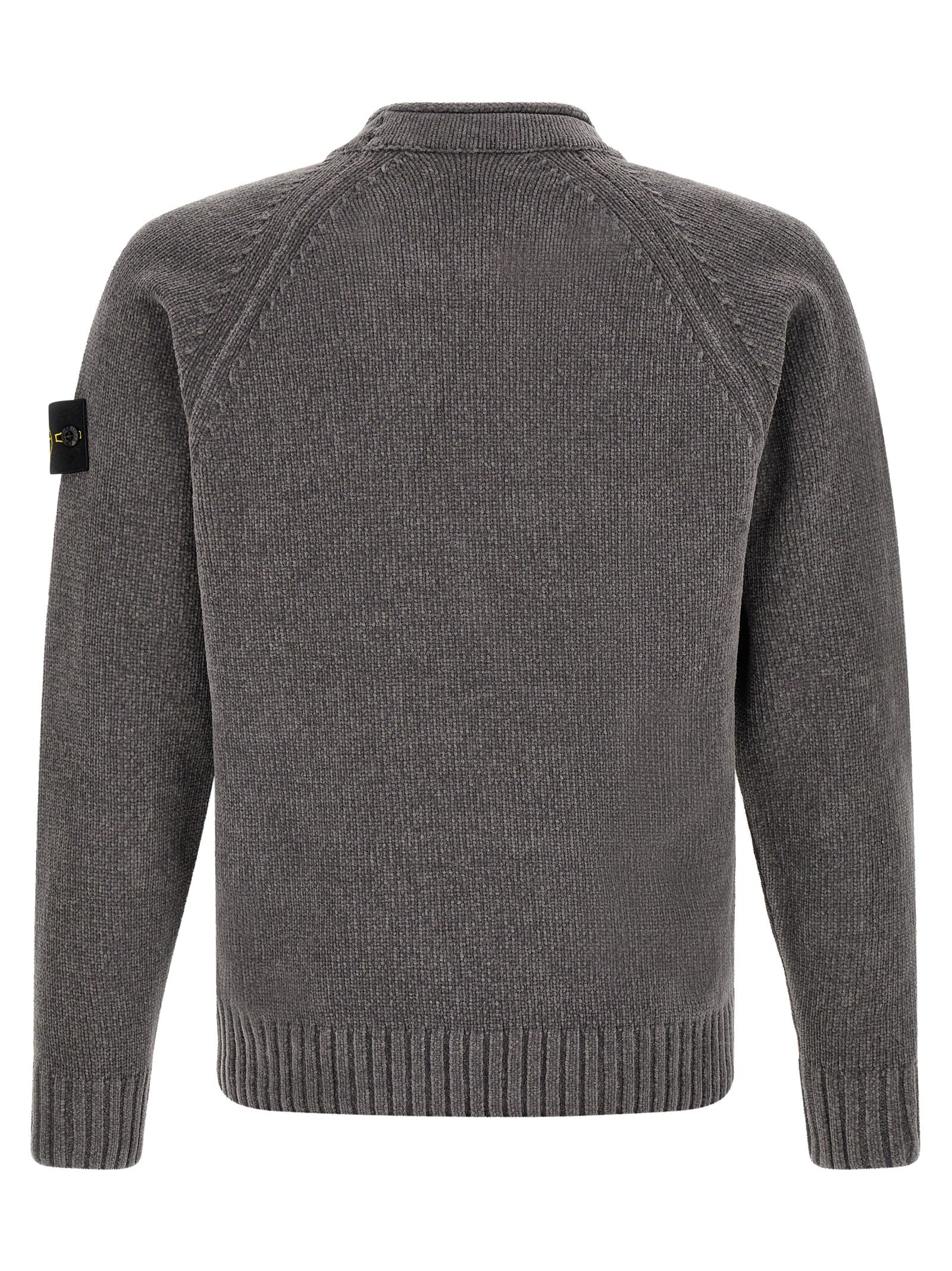 Elevate your wardrobe with the Stone Island Gray Cotton Cardigan, a masterpiece of contemporary knitwear crafted from luxurious mouliné cotton chenille, embodying sophistication and comfort.
