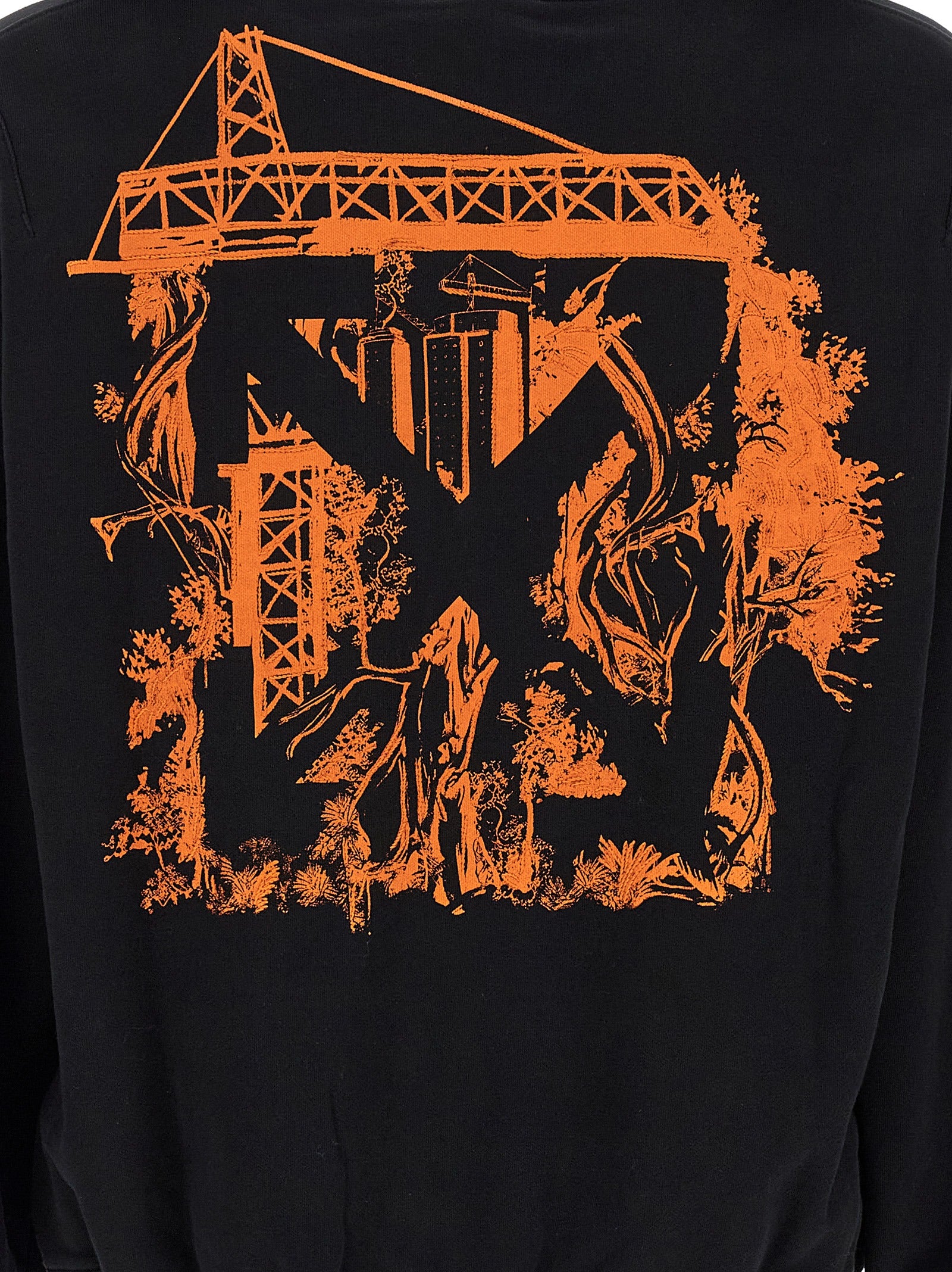 Elevate your wardrobe with the Off-White Black Cotton Sweatshirt, a fusion of urban artistry and refined comfort, perfect for the modern connoisseur.