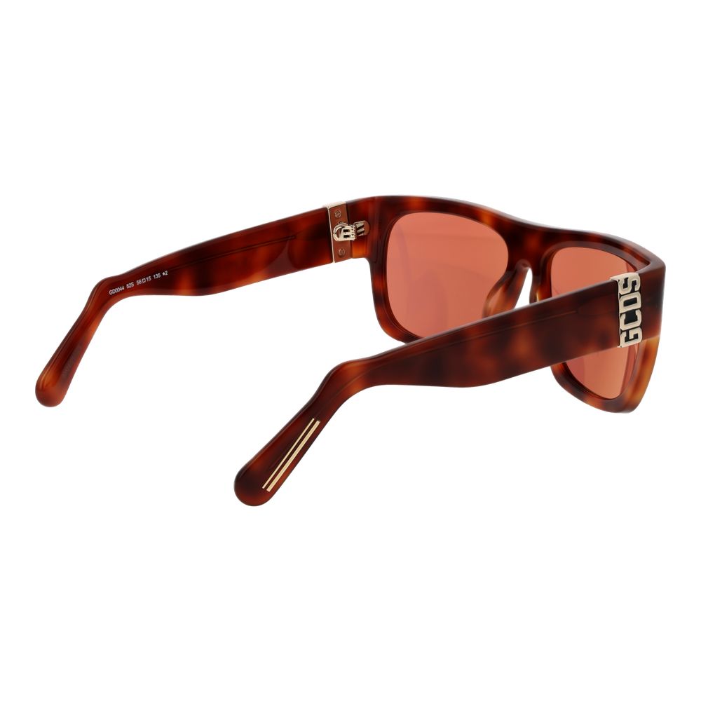 Discover the GCDS Brown Acetate Sunglasses, a luxurious blend of exquisite craftsmanship and bold design, perfect for those who embody elegance and individuality.