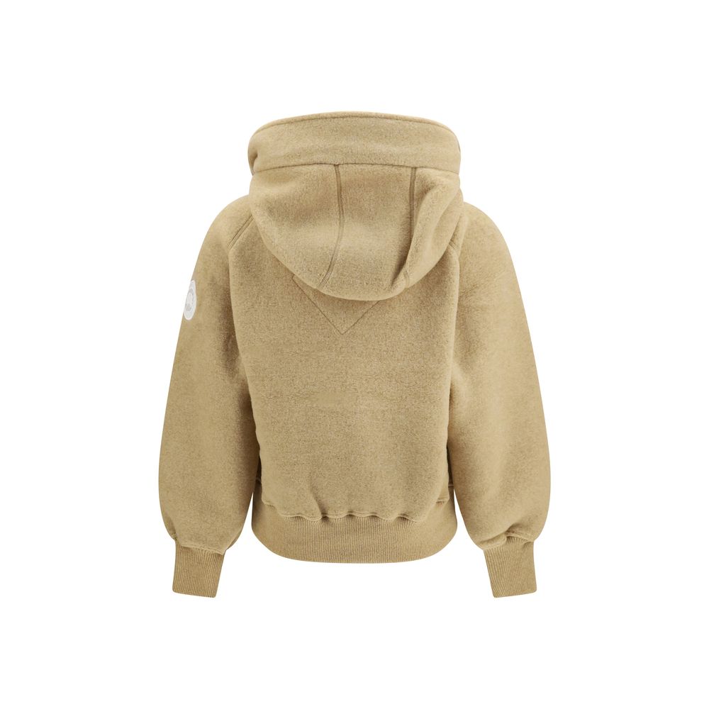 Indulge in the Chilliwack Fleece Bomber by Canada Goose, crafted from sustainable Kind Fleece, merging warmth and elegance for the discerning individual.