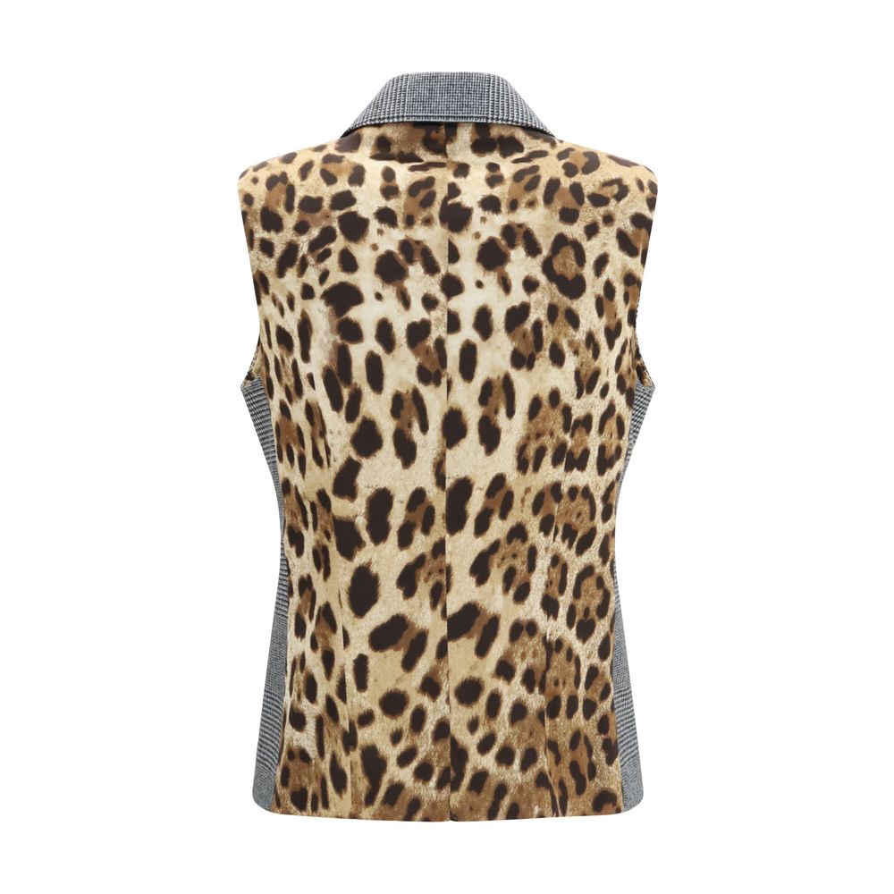 Indulge in the refined elegance of the Dolce & Gabbana Gray Wool Oves Aries Waistcoat, a masterpiece of tailored craftsmanship that embodies luxury and sophistication.