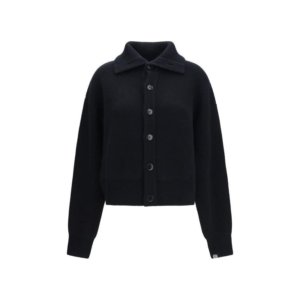 Indulge in the exquisite N°377 Clement cashmere Sweater by Extreme Cashmere, a luxurious blend of pure cashmere that embodies sophistication and effortless style.