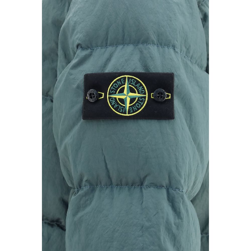 Discover the Stone Island Bicolor Polyamide Full-Length Jacket, a masterclass in technical design and luxurious comfort, perfect for those who command elegance.